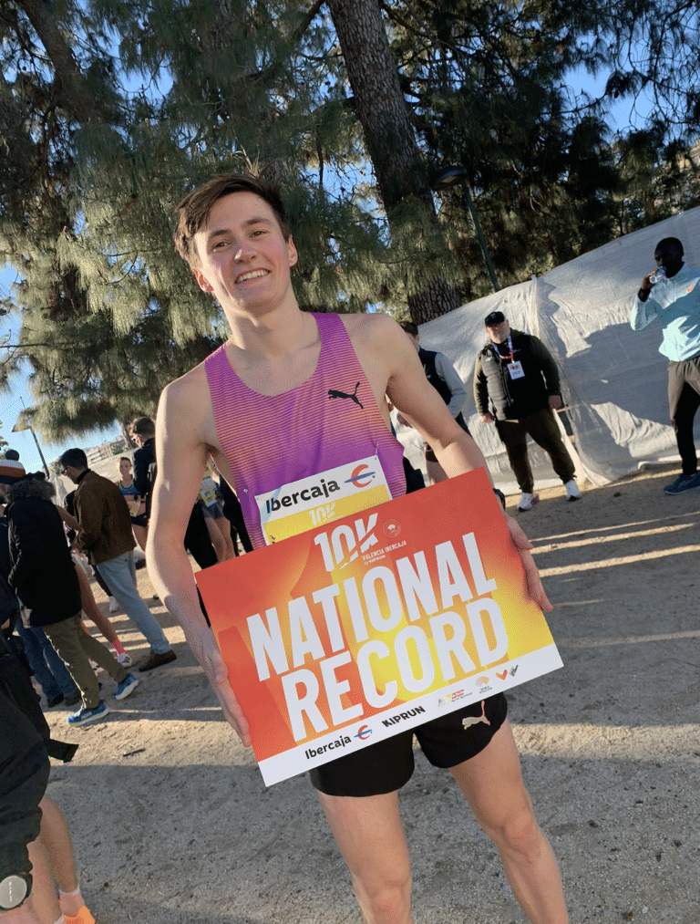 Comment s’inscrire au 10 km de Valence, la course la plus rapide du monde : dates d’inscription, prix des dossards, records, densité exceptionnelle et conseils pour ne pas manquer le sold out.