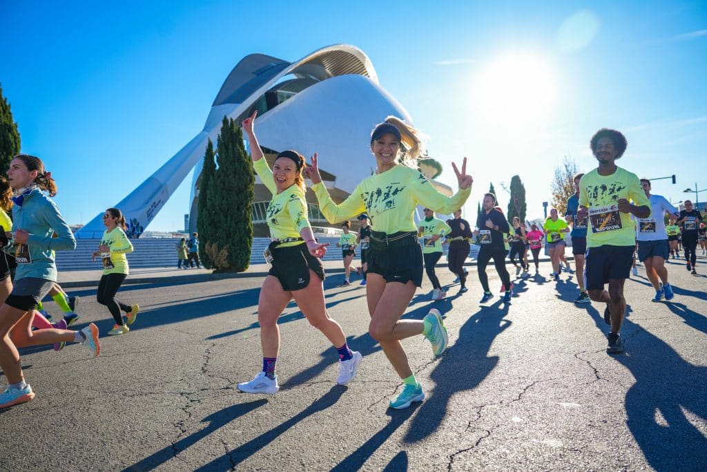 Comment s’inscrire au 10 km de Valence, la course la plus rapide du monde : dates d’inscription, prix des dossards, records, densité exceptionnelle et conseils pour ne pas manquer le sold out.