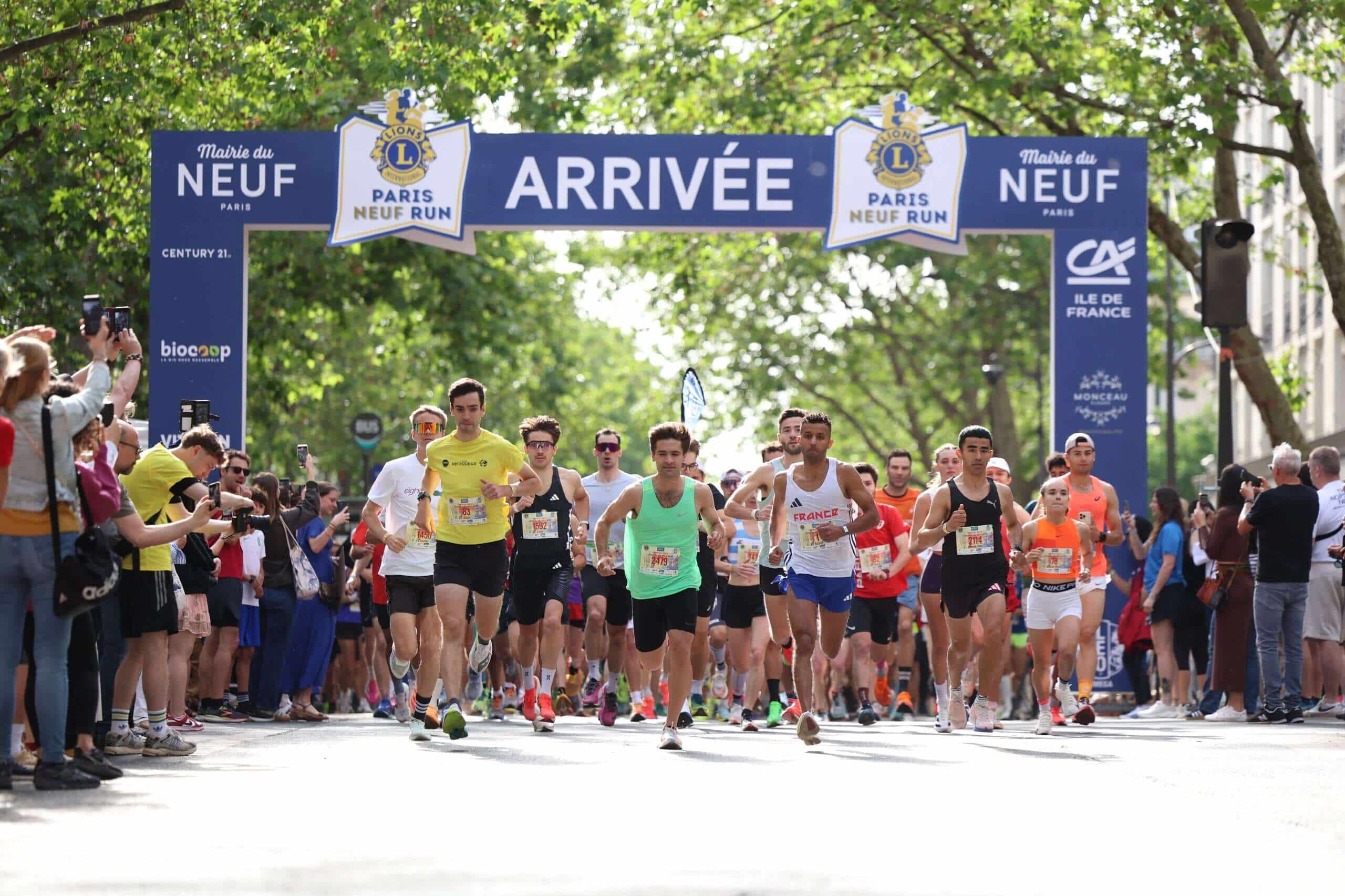 Au cœur du 9e arrondissement de Paris, plus de 3000 personnes se sont rassemblées pour l’événement Lions Paris 9 Run. Au fil des trois épreuves, les coureurs se sont succédé dans une ambiance festive… et électrique.