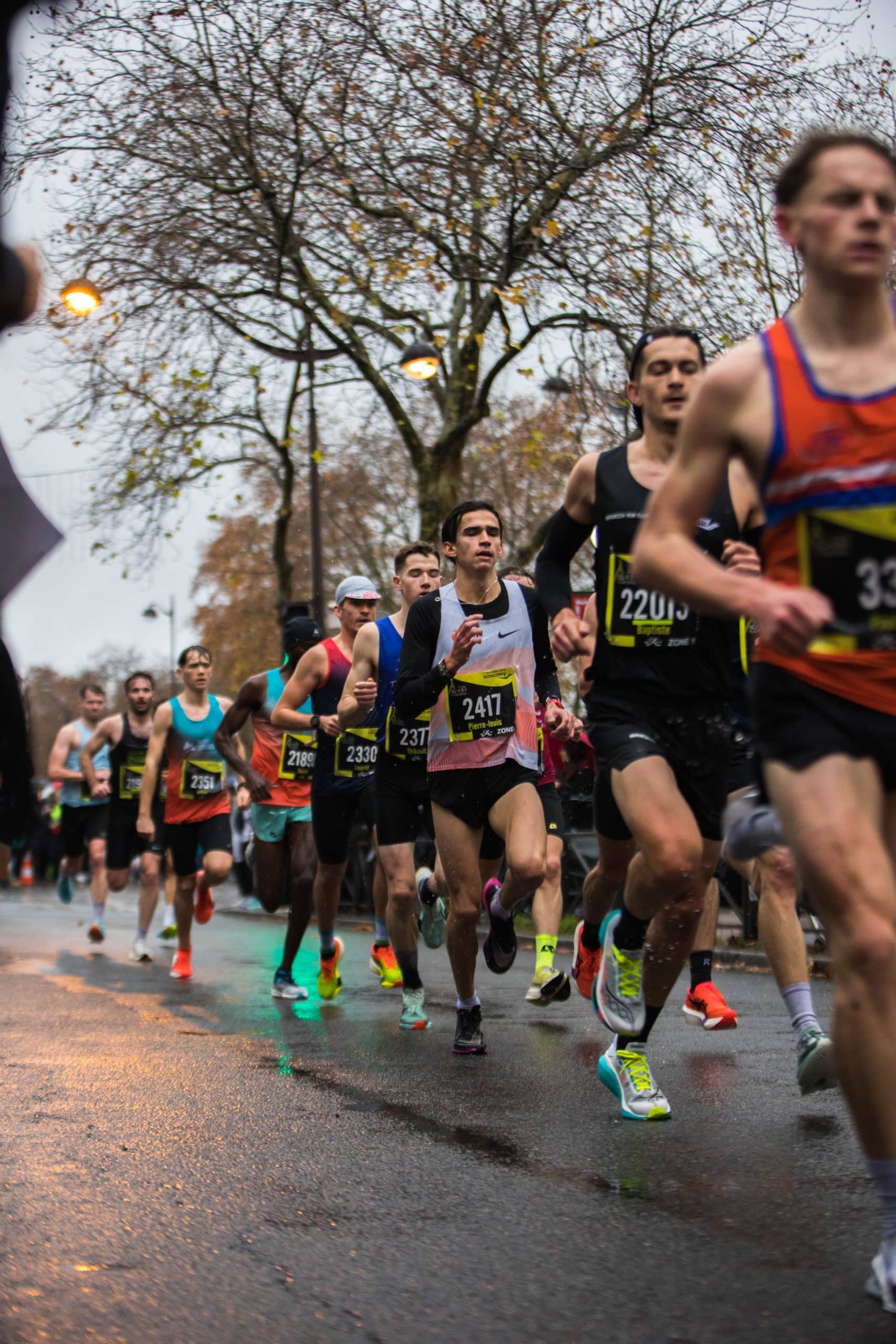 Pour sa troisième édition, le 10 km de la Tour Eiffel Saucony, dans le 7ème arrondissement de Paris, a rassemblé 18 771 finishers.