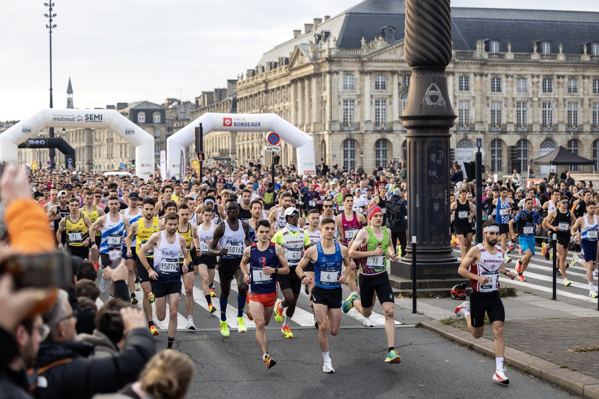 Le Semi-marathon de Bordeaux 2025 fusionne avec les 10 km des Quais et proposera ainsi trois formats (semi-marathon, 10 et 5 km) ce dimanche.