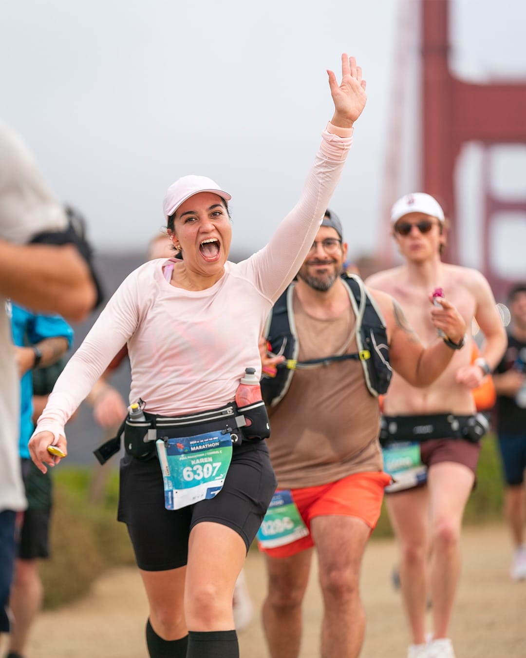 Ce dimanche 27 juillet, San Francisco s'apprête à vivre au rythme de son emblématique marathon. Près de 30 000 coureurs sont attendus pour arpenter les rues de la mythique cité californienne, au cœur du nord-ouest des États-Unis. Avec en point d’orgue la traversée spectaculaire du Golden Gate Bridge et un parcours aussi exigeant que grandiose, le Marathon de San Francisco promet une expérience inoubliable, entre défi sportif et paysages à couper le souffle.