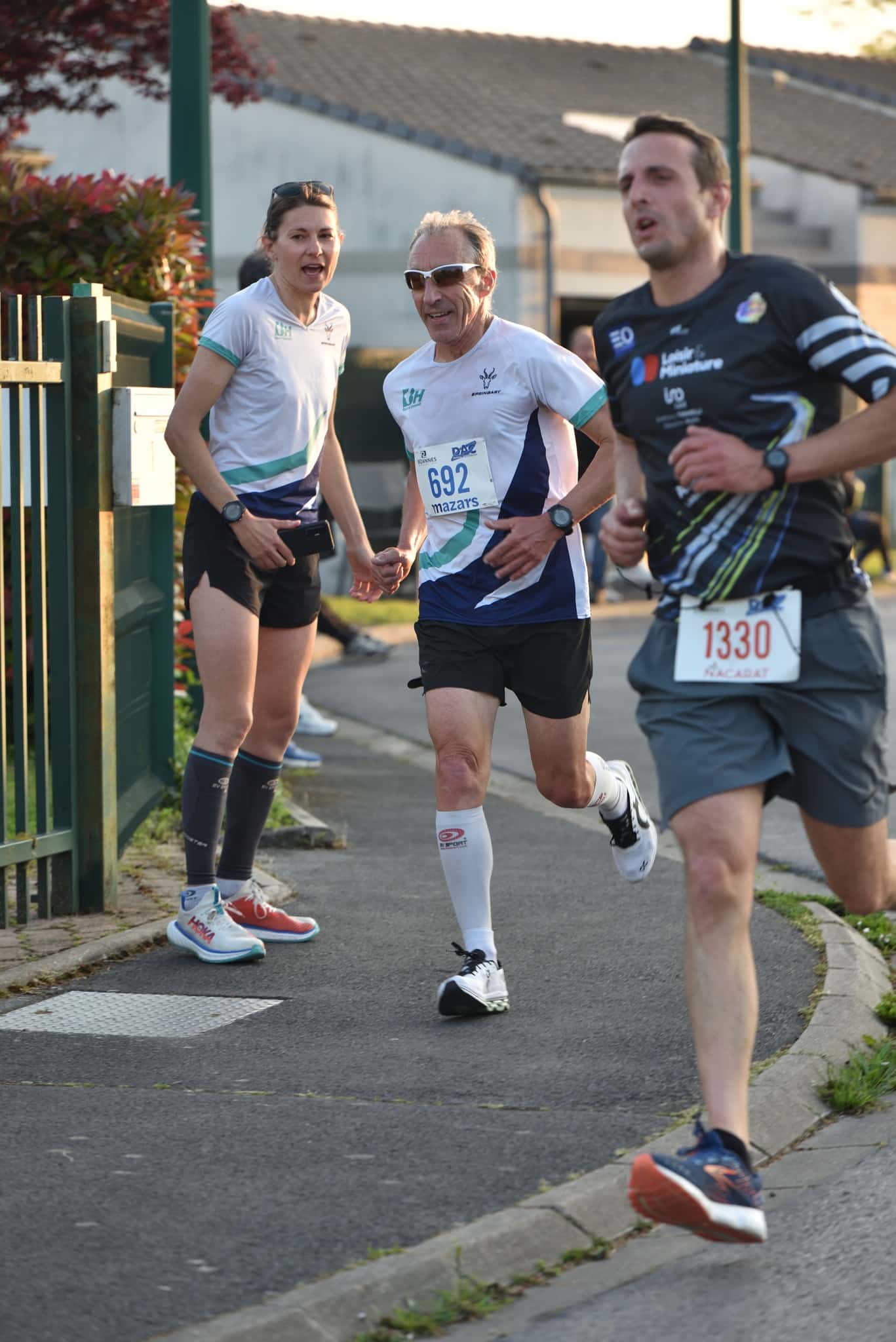 Préparer sa séance, améliorer son endurance, optimiser sa récupération, favoriser un bon équilibre acido-basique… Le Bol d’air Jacquier est un allié efficace pour faire d’un athlète, amateur comme professionnel, un meilleur sportif. En adoptant cette méthode oxygénante, tout, dans le mode de vie d’un coureur, peut changer. Vivre en bonne santé, mais aussi être plus performant tout en abordant une compétition sportive de manière détendue est envisageable lorsqu’on prend le rythme d’inhaler cet air 2 à 3 fois par jours sur une longue période afin d’oxygéner les cellules du corps régulièrement. 