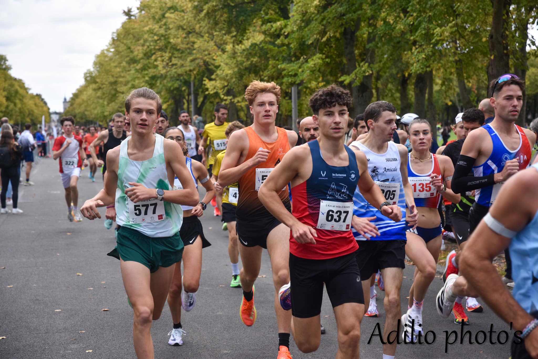 Pour la 4e année consécutive, les participants des demi-finales des Championnats de France de 5 km ont envahi le parc de La Hotoie, à Amiens, ce dimanche 21 septembre. Plus de 500 coureurs venus des quatre coins des Hauts-de-France ont répondu présents sur les trois courses de 5 km, réparties dans la matinée en fonction des temps engagés ou souhaités par les inscrits.