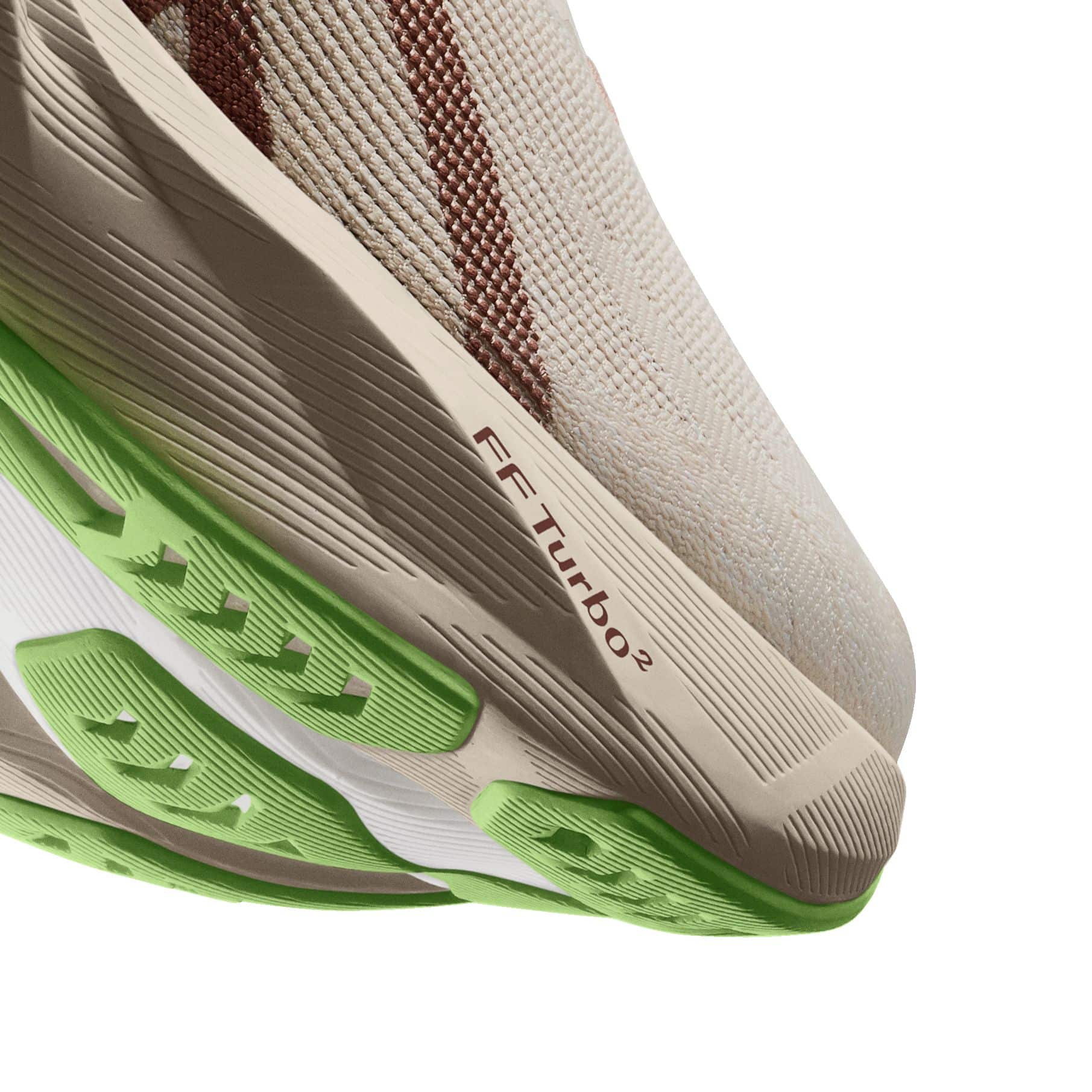 ASICS lance la Novablast 6 avec le pod FF TURBO² SQUARED en avant-pied. Plus réactive, plus légère, plus fun. Tout ce qu'on aimait déjà, en mieux. À partir du 1er juillet.