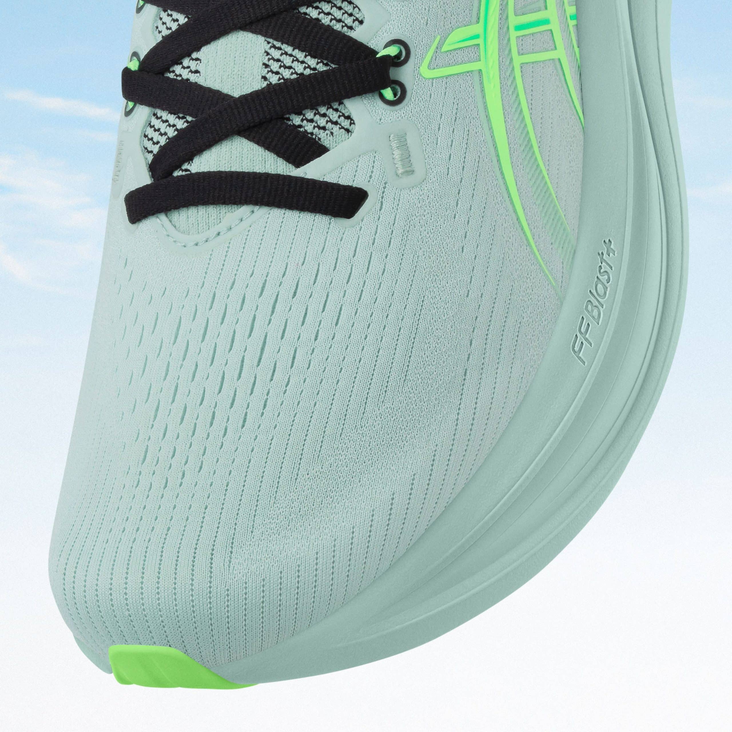 ASICS dévoile la GEL-Nimbus 28 : encore plus légère, plus douce et toujours aussi confortable. Technologies FF BLAST™ PLUS et PureGEL™, tige repensée, sensations de course fluides. Idéale pour les footings et les longues sorties.
