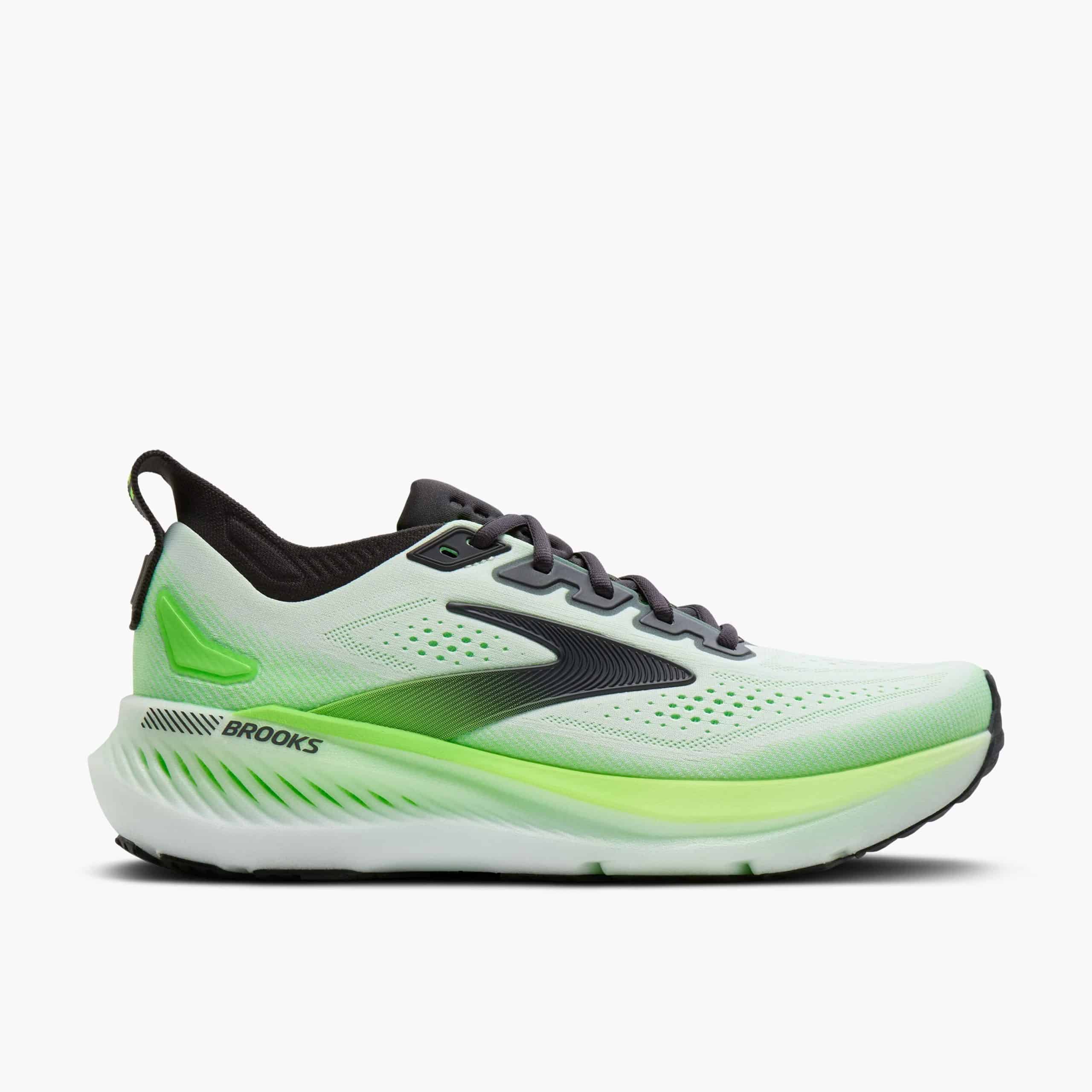 Brooks dévoile les Glycerin 23 et Glycerin GTS 23, deux chaussures de running confort premium pensées pour courir longtemps. Nouvelle mousse DNA Tuned, version neutre ou avec soutien GuideRails, pour aider chaque coureur à bouger au quotidien.