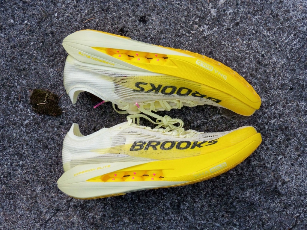 Test complet de la Brooks Hyperion Elite 5 après 100 km : plaque carbone, mousse DNA GOLD, performance en course et comparaison avec la concurrence.