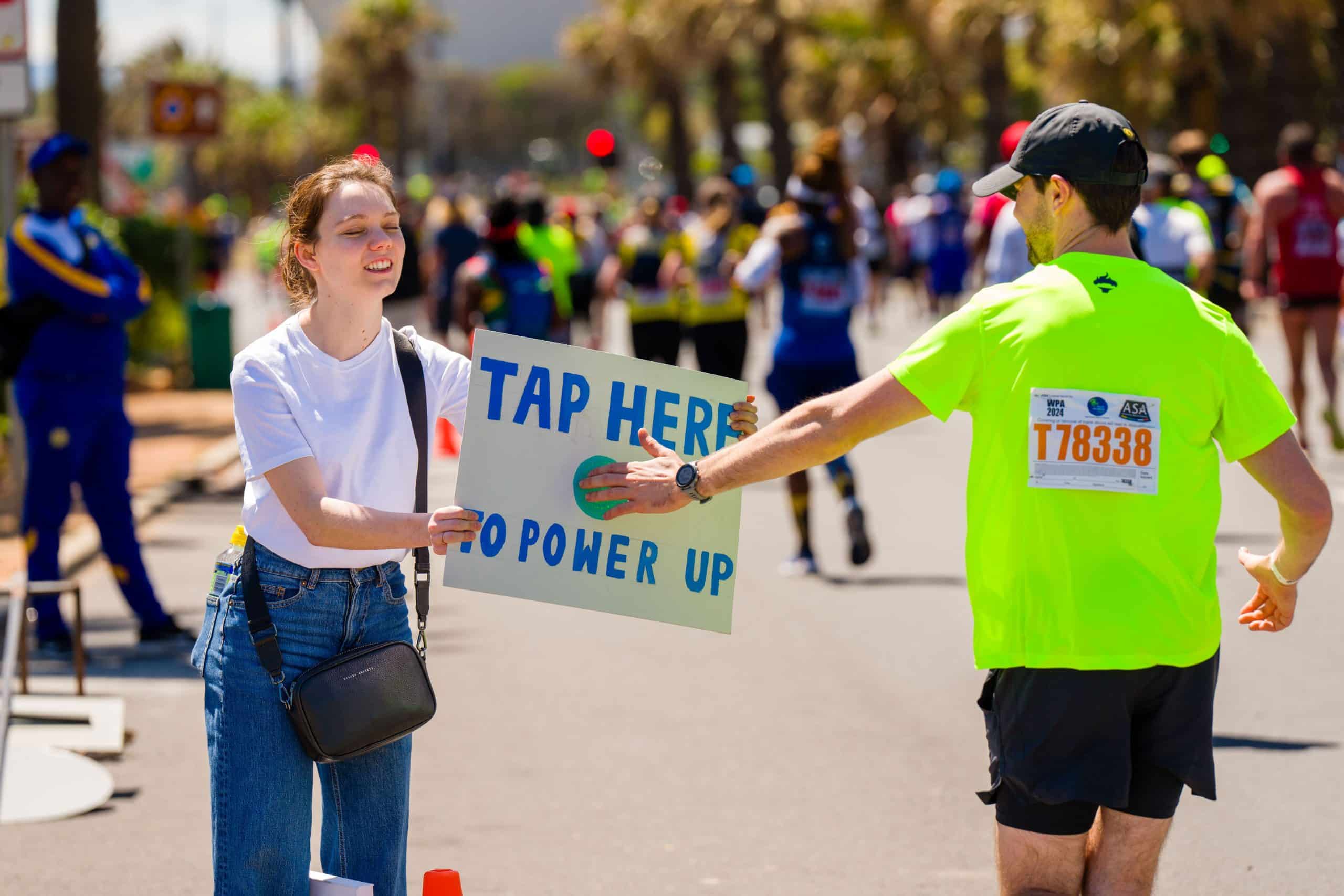 Comment s’inscrire au Marathon de Cape Town ? Dates de la loterie, autres moyens d’obtenir un dossard, parcours et expérience unique du futur premier Major africain.