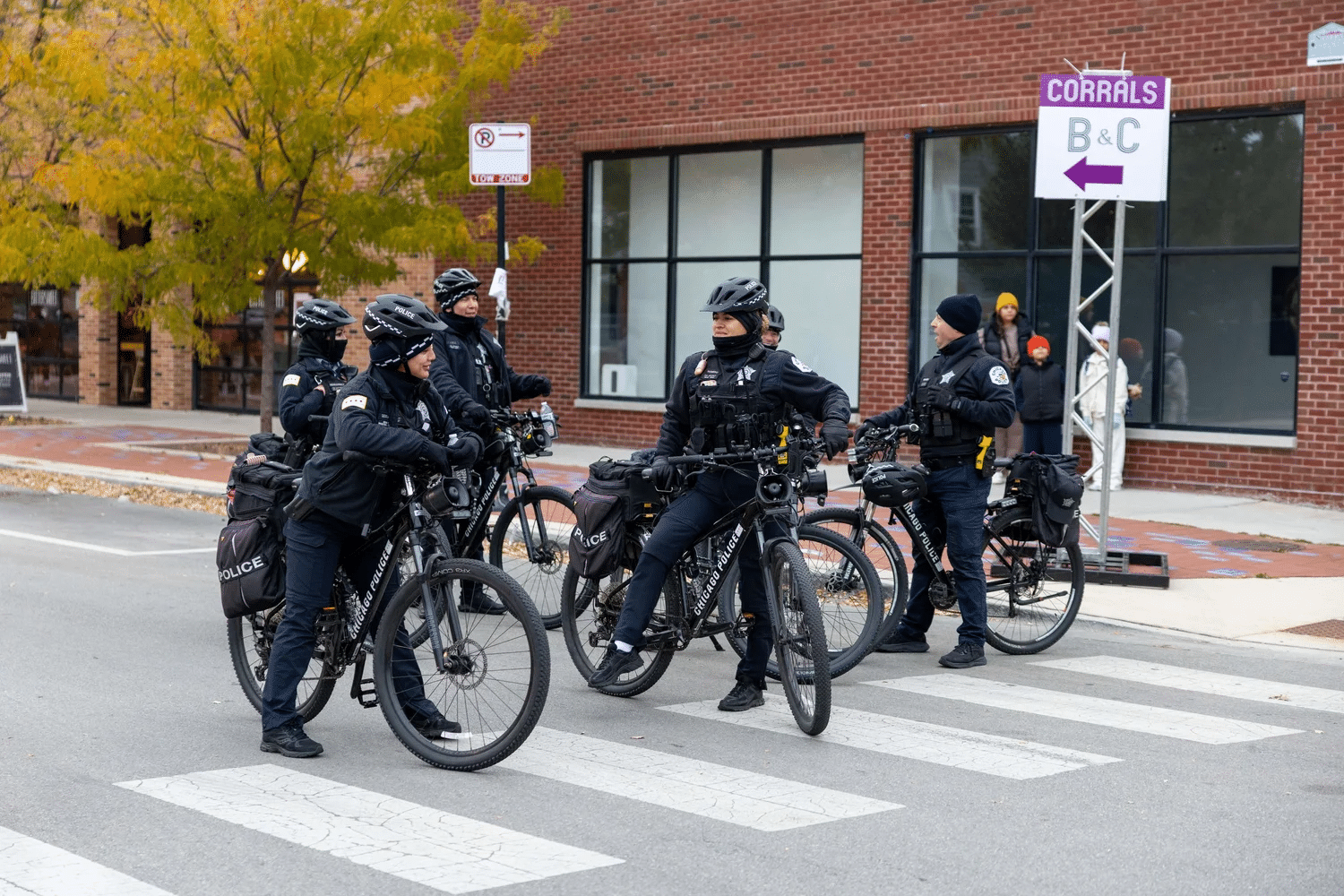 Découvrez La Carrera de Los Muertos à Chicago : un 5 km à travers Pilsen, entre culture mexicaine, traditions du Día de los Muertos et esprit de communauté.