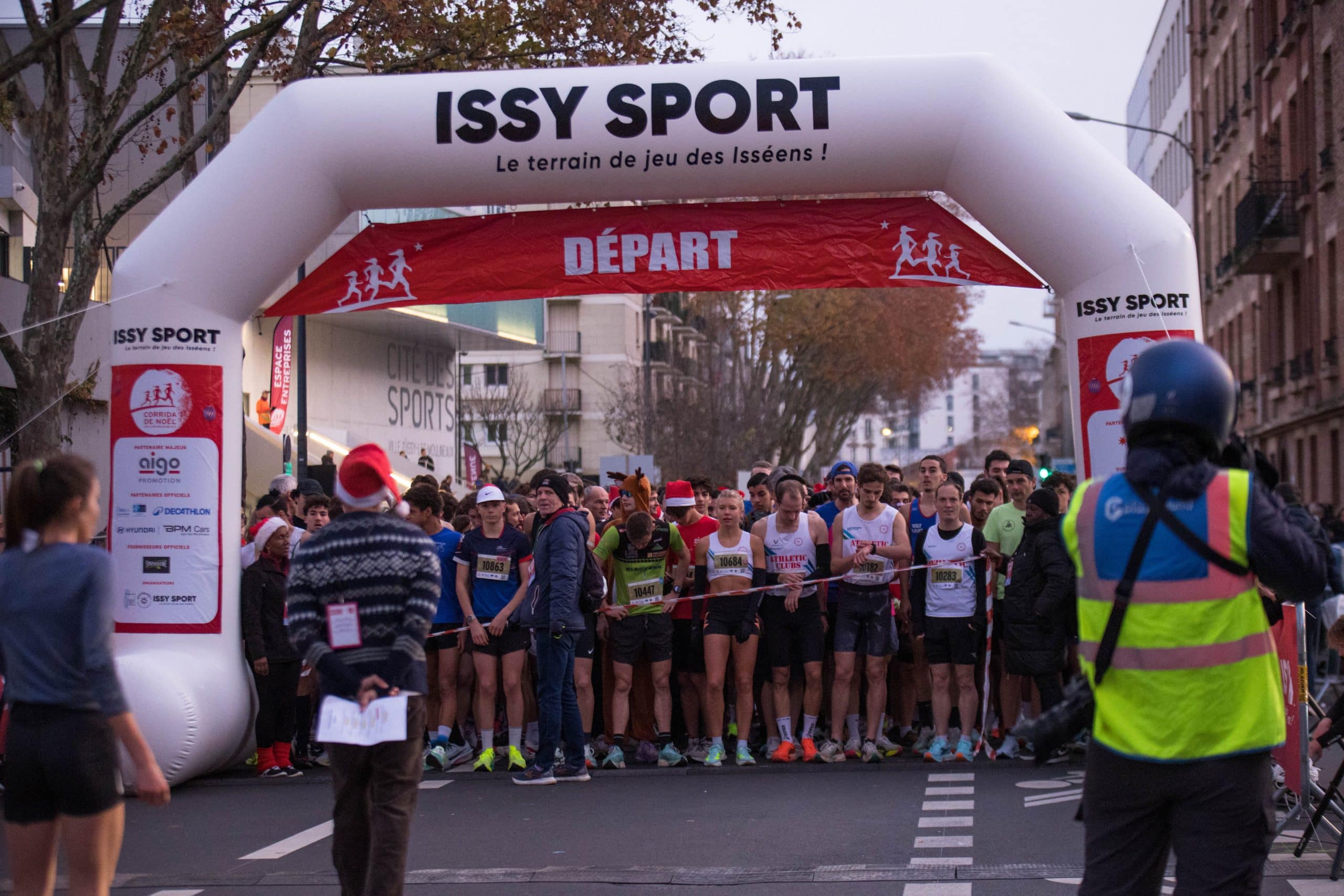 Corrida de Noël d’Issy-Les-Moulineaux : 12 000 coureurs pour célébrer la course à pied