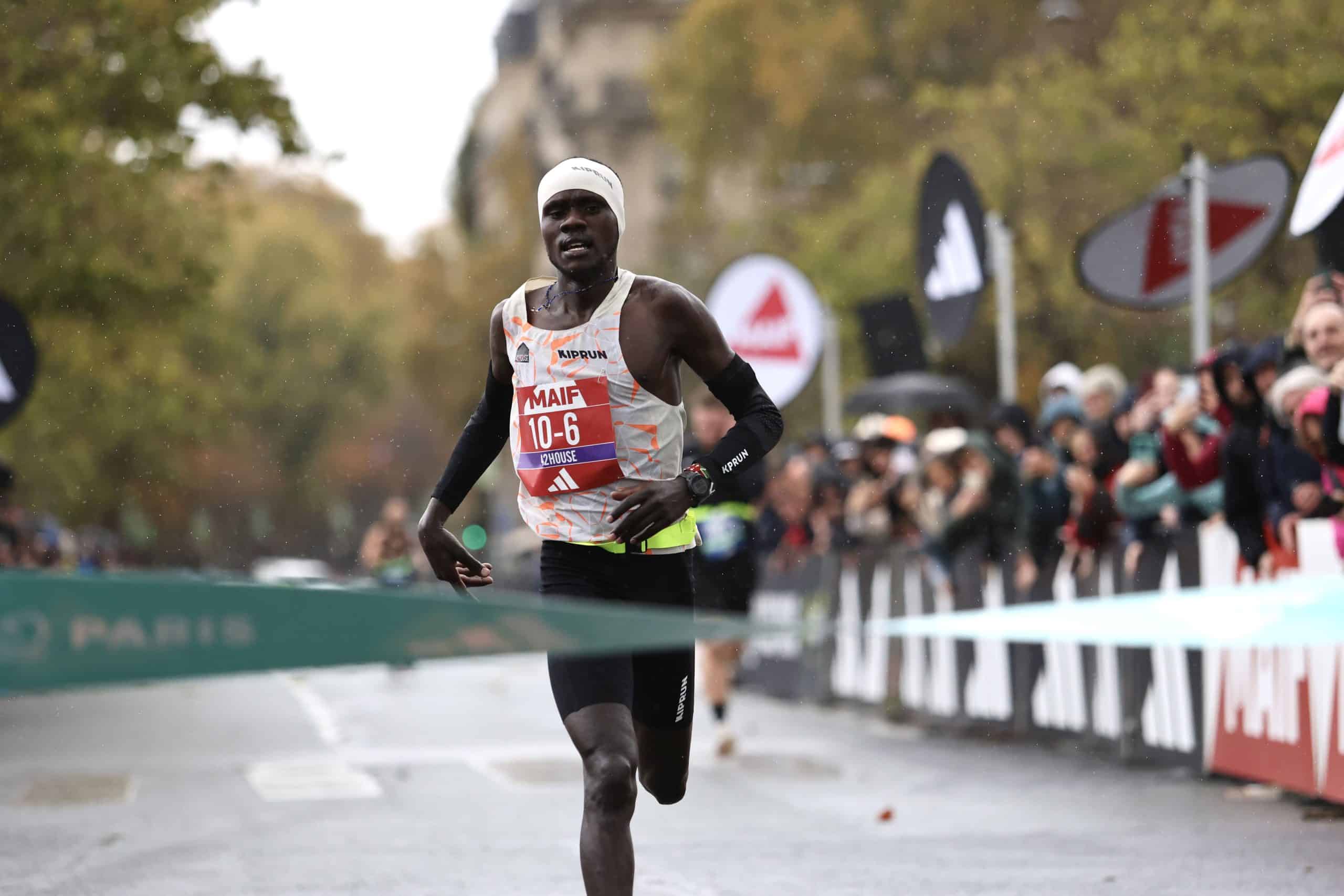 Flashés en 1h58'05, tout près du record du monde, les athlètes KIPRUN ont raflé la mise lors du MAIF Ekiden de Paris ce dimanche 2 novembre.