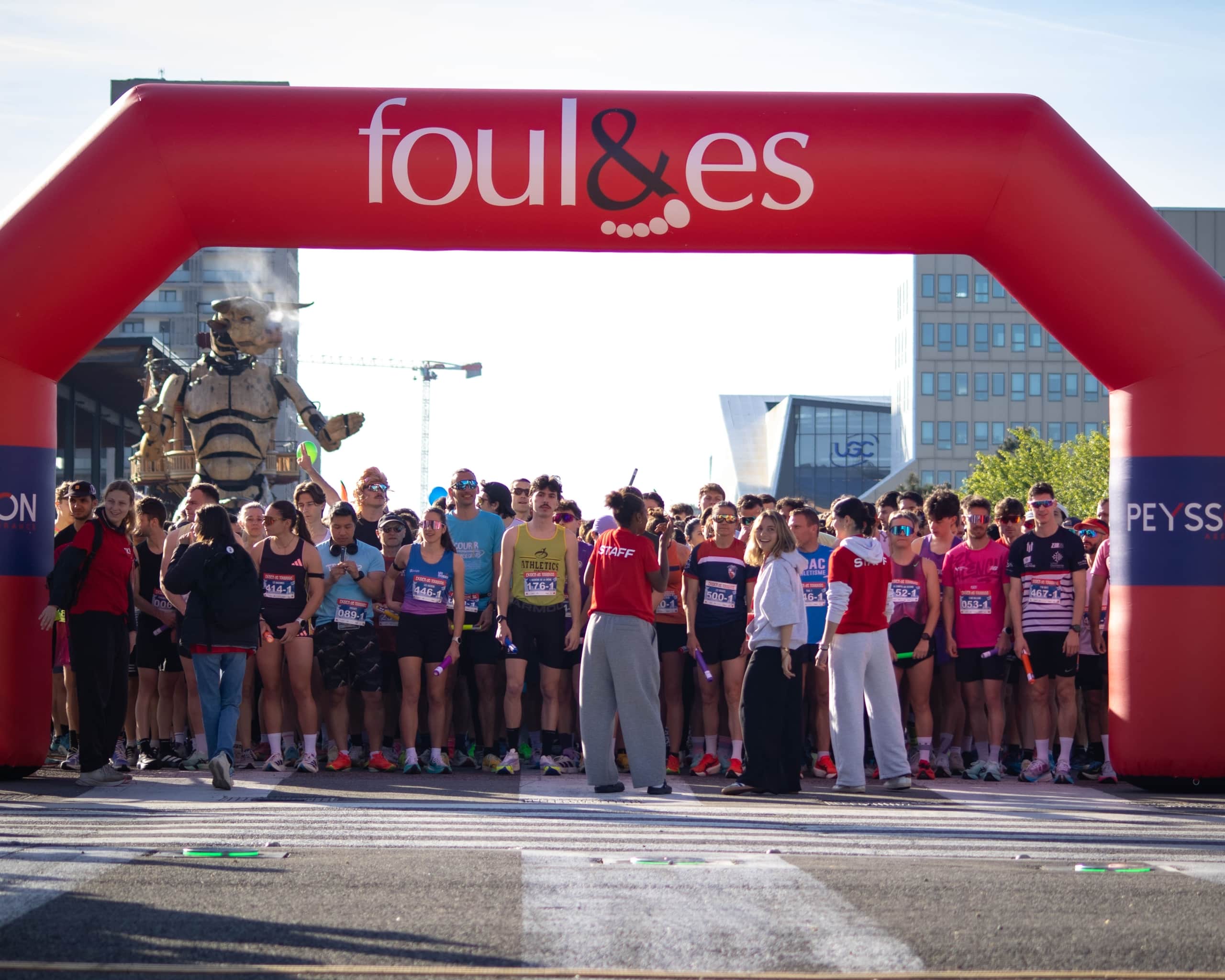 Première réussie pour l’Ekiden de Toulouse avec 3000 coureurs, une victoire du TTM et une ambiance déjà incontournable.