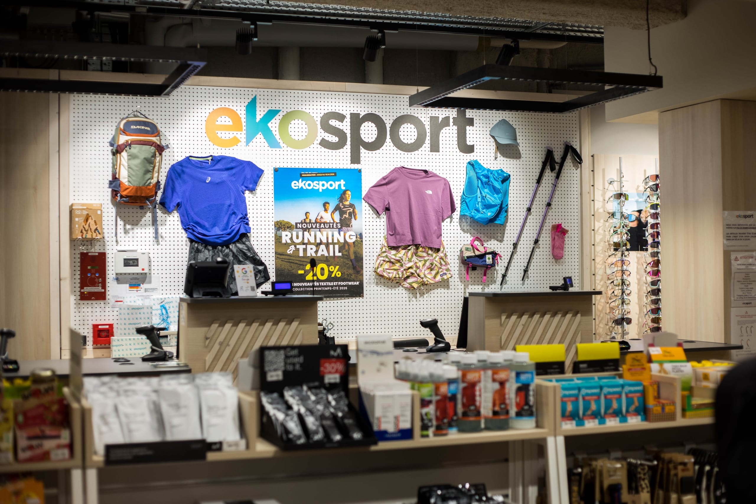 Enseigne spécialisée dans les sports outdoor et de la montagne, Ekosport a inauguré une deuxième boutique près de la célèbre Tour Montparnasse. Marathons.com a échangé avec les responsables dans le cadre d’un footing en collaboration avec Asics.
