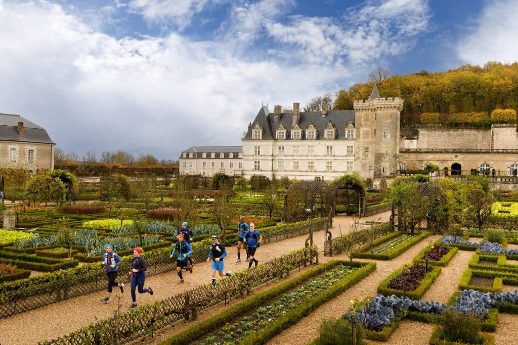 L’Épopée Royale inaugure le gravel running en France : une course unique au cœur des Châteaux de la Loire, entre nature, histoire et plaisir de courir autrement.