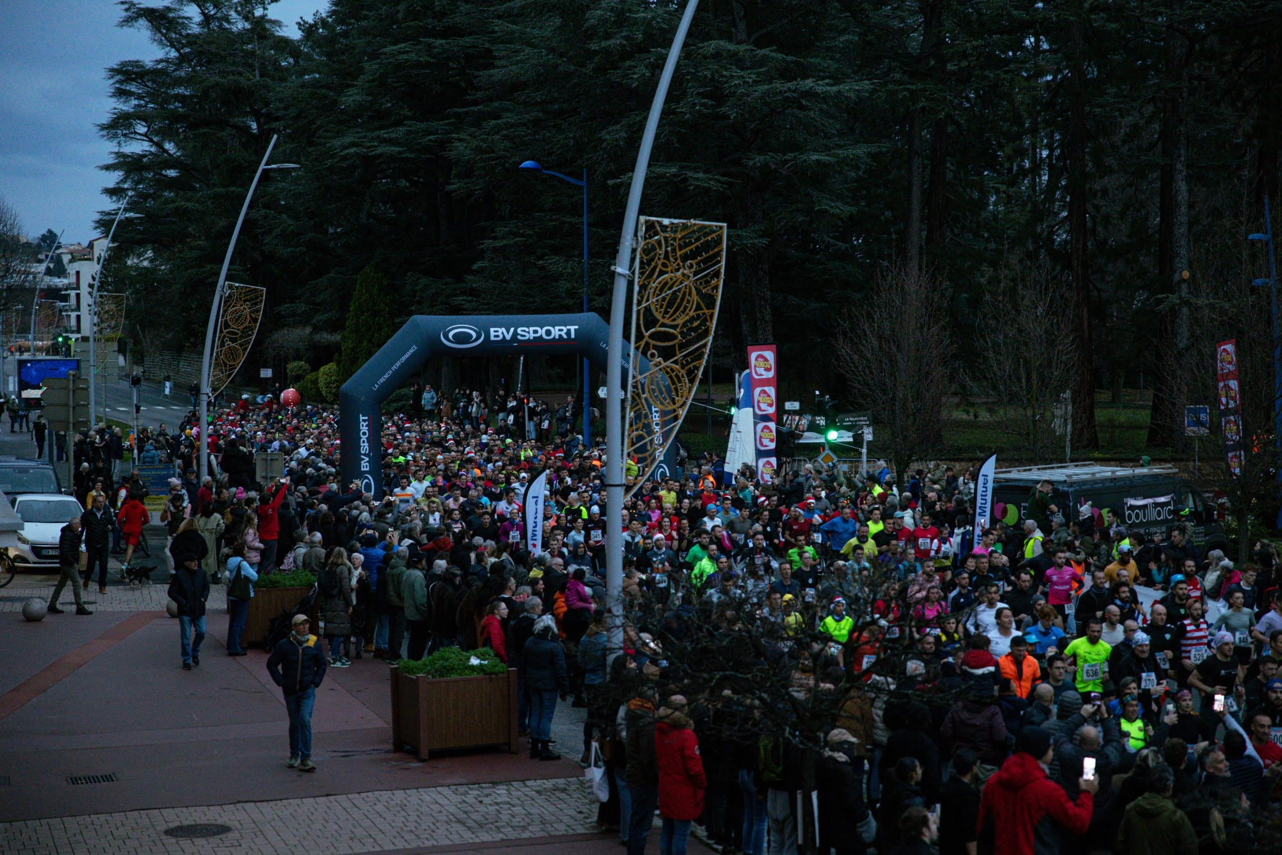Foulées de Noël by Crédit Mutuel à La Talaudière