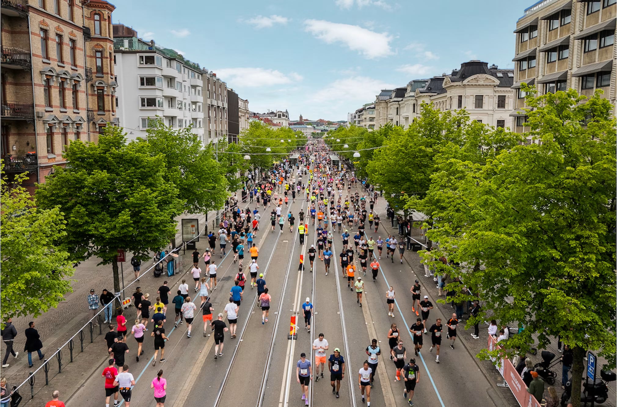 Comment s'inscrire au Göteborgsvarvet (semi-marathon de Göteborg) ? Dates d'inscription, liste d'attente et dossards solidaires : tout ce qu'il faut savoir pour courir le plus grand semi-marathon du monde.