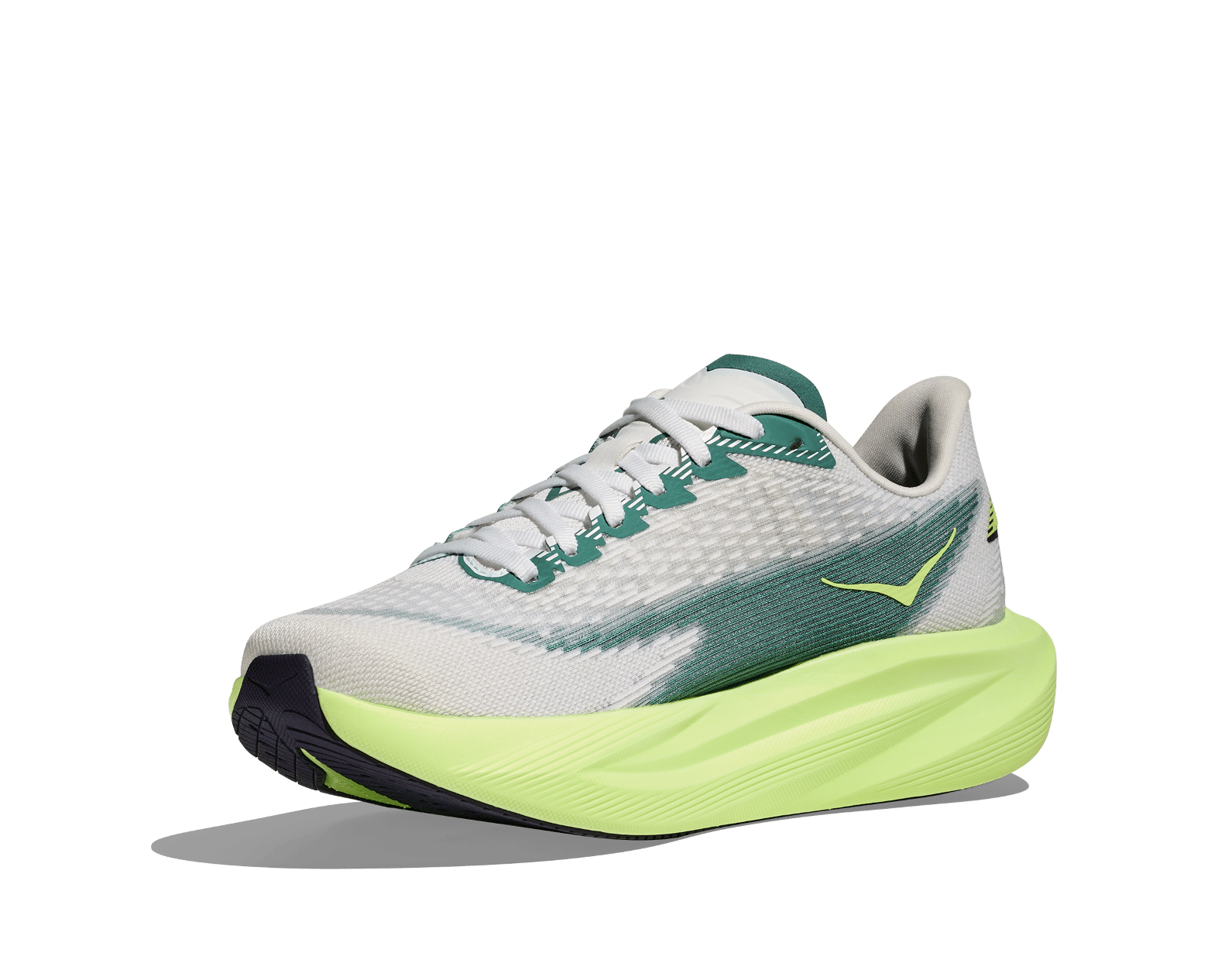 HOKA dévoile la Mach 7, une daily trainer légère et dynamique pensée pour les runs du quotidien et les entraînements de vitesse. Avec sa mousse EVA supercritique, son upper respirant et son poids plume, elle s’impose comme l’une des chaussures d’entraînement les plus polyvalentes du marché.