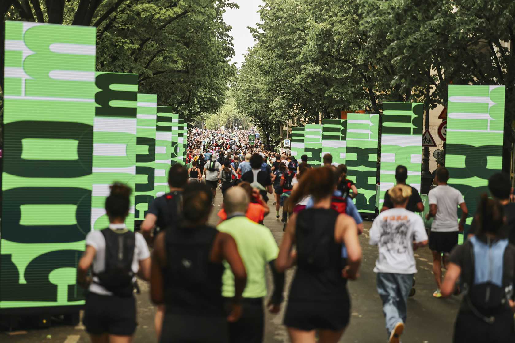 Hydratation, nutrition, timing des sorties et conseils pour continuer à courir pendant le Ramadan sans mettre le corps en difficulté.