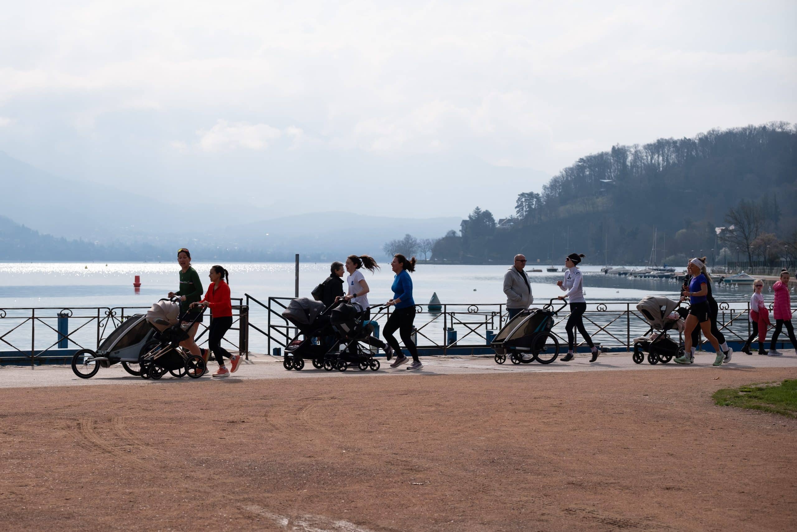 Mama Run Club, un collectif bienveillant qui fait rimer running, maternité, entraide et liberté pour toutes les femmes.