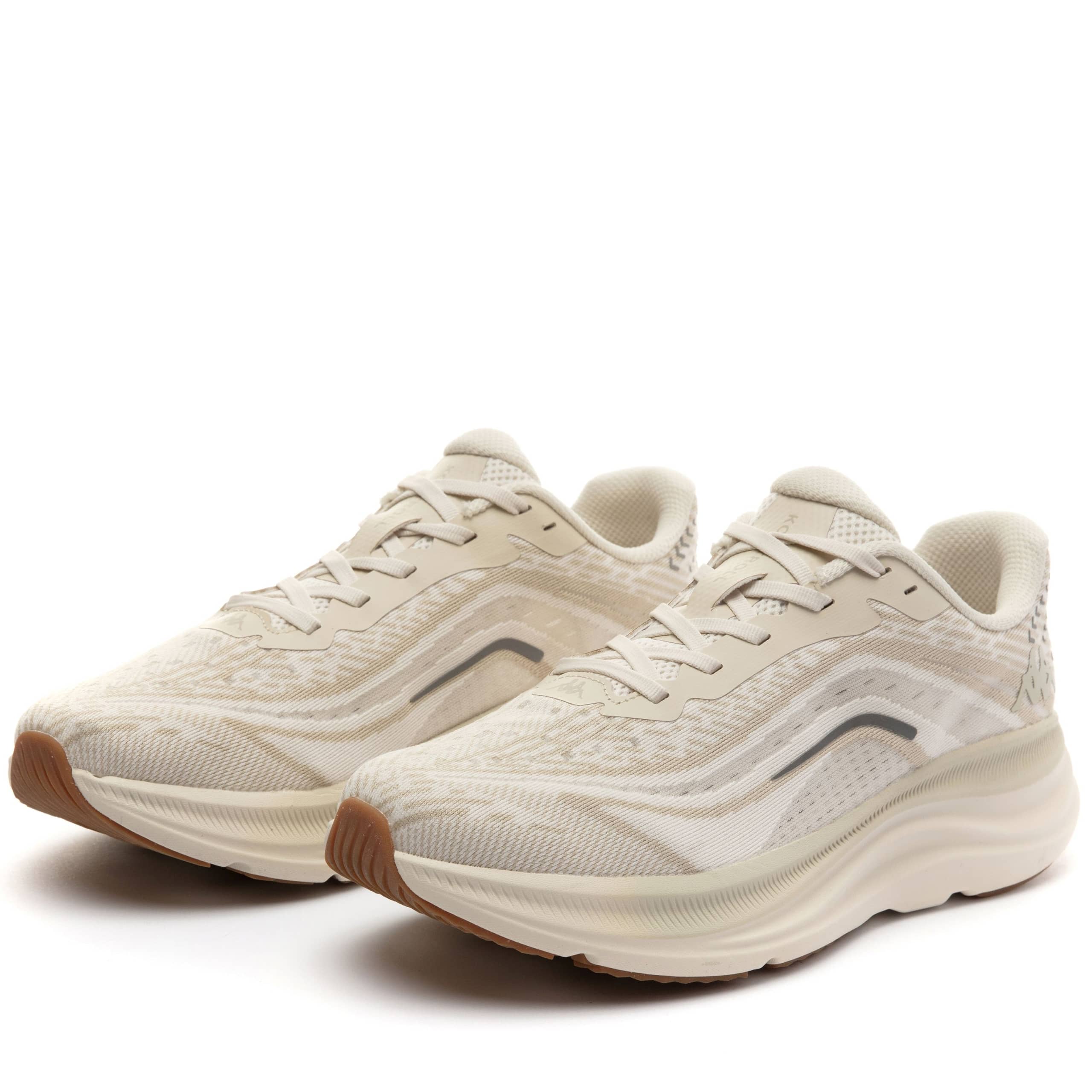 Kappa revient dans le running avec la Kontroll 2.0, une chaussure d’entraînement polyvalente et accessible à 100 €. Légère, respirante et dotée d’une semelle EVA dynamique, elle vise les coureurs occasionnels et les sorties du quotidien.