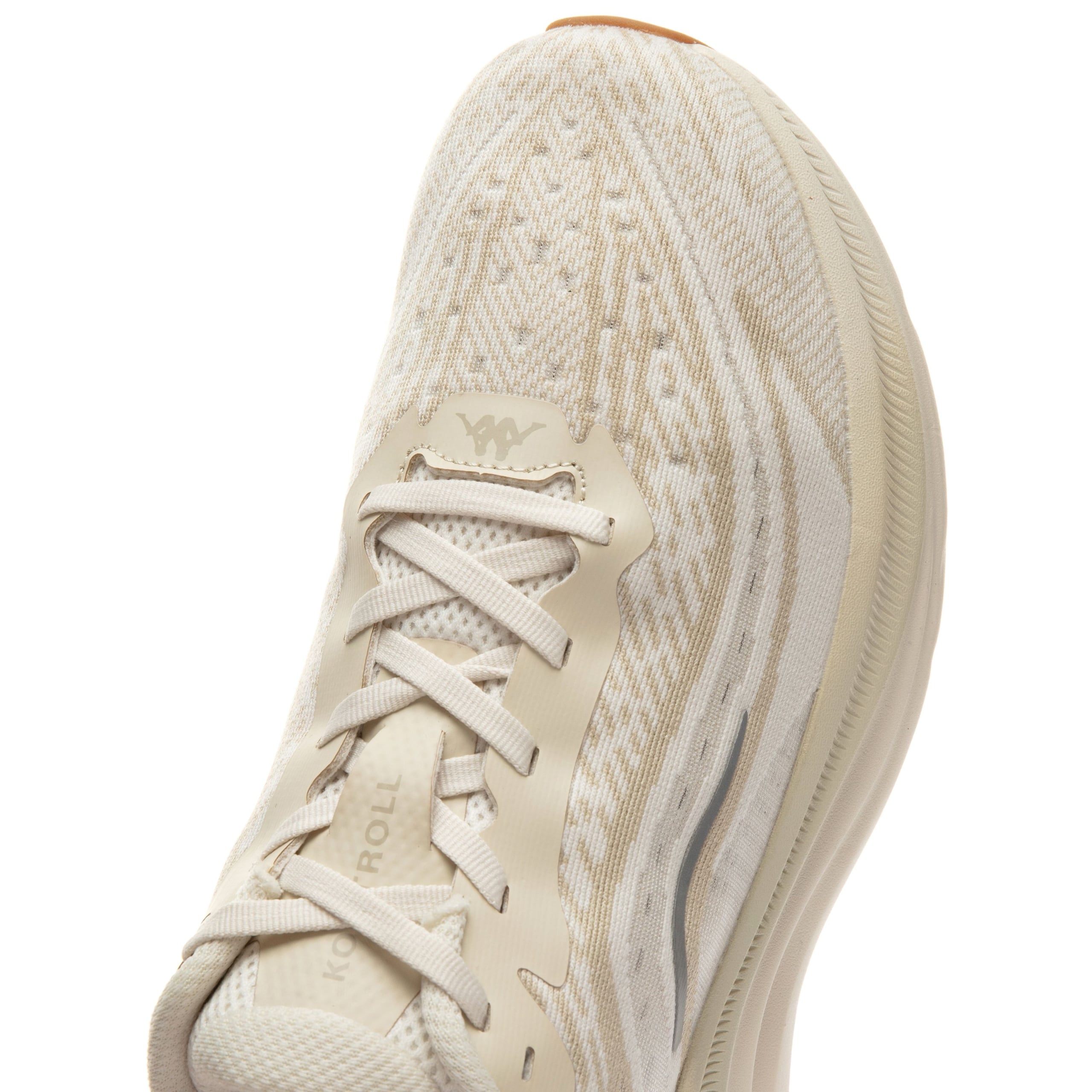 Kappa revient dans le running avec la Kontroll 2.0, une chaussure d’entraînement polyvalente et accessible à 100 €. Légère, respirante et dotée d’une semelle EVA dynamique, elle vise les coureurs occasionnels et les sorties du quotidien.