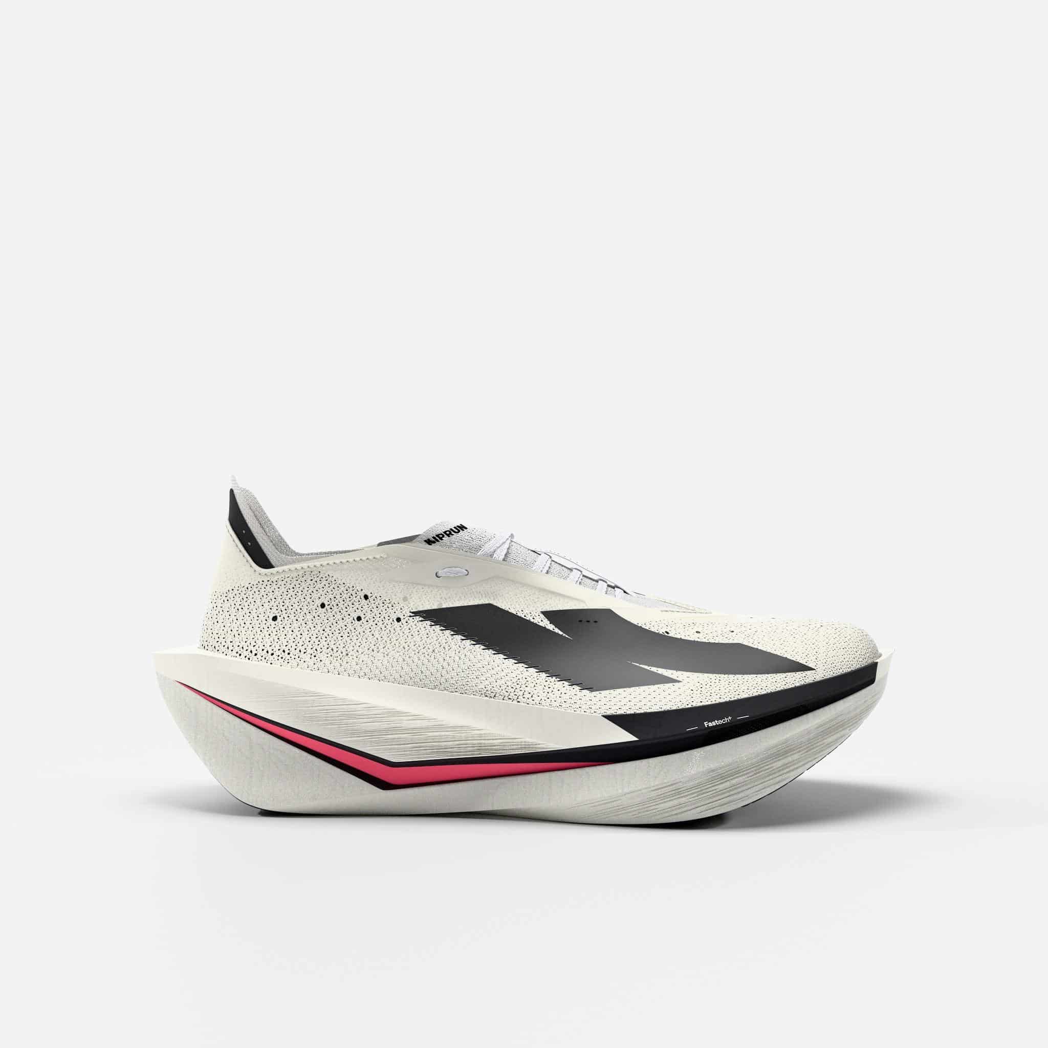 KIPRUN dévoile la KIPSTORM ELITE, sa nouvelle chaussure carbone dédiée au marathon. Nouvelle mousse A-TPU, plaque carbone repensée et confort amélioré : une évolution majeure qui remplace la KD900X LD+ et confirme les grandes ambitions de la marque française.