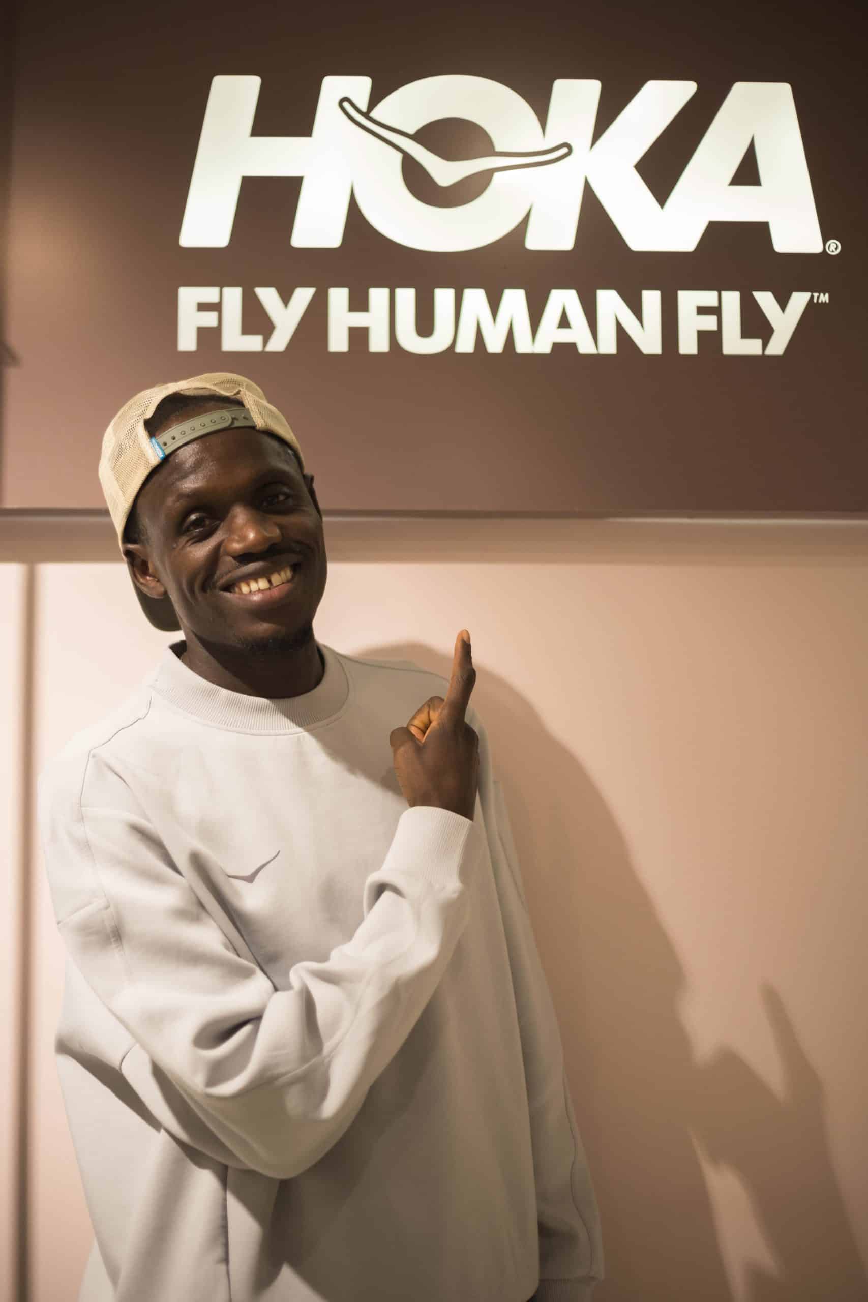 HOKA a recruté Isaac Kimeli, vice-champion du monde du 5000 m 2025. Marathons.com l'a interviewé sur son transfert et ses ambitions futures.