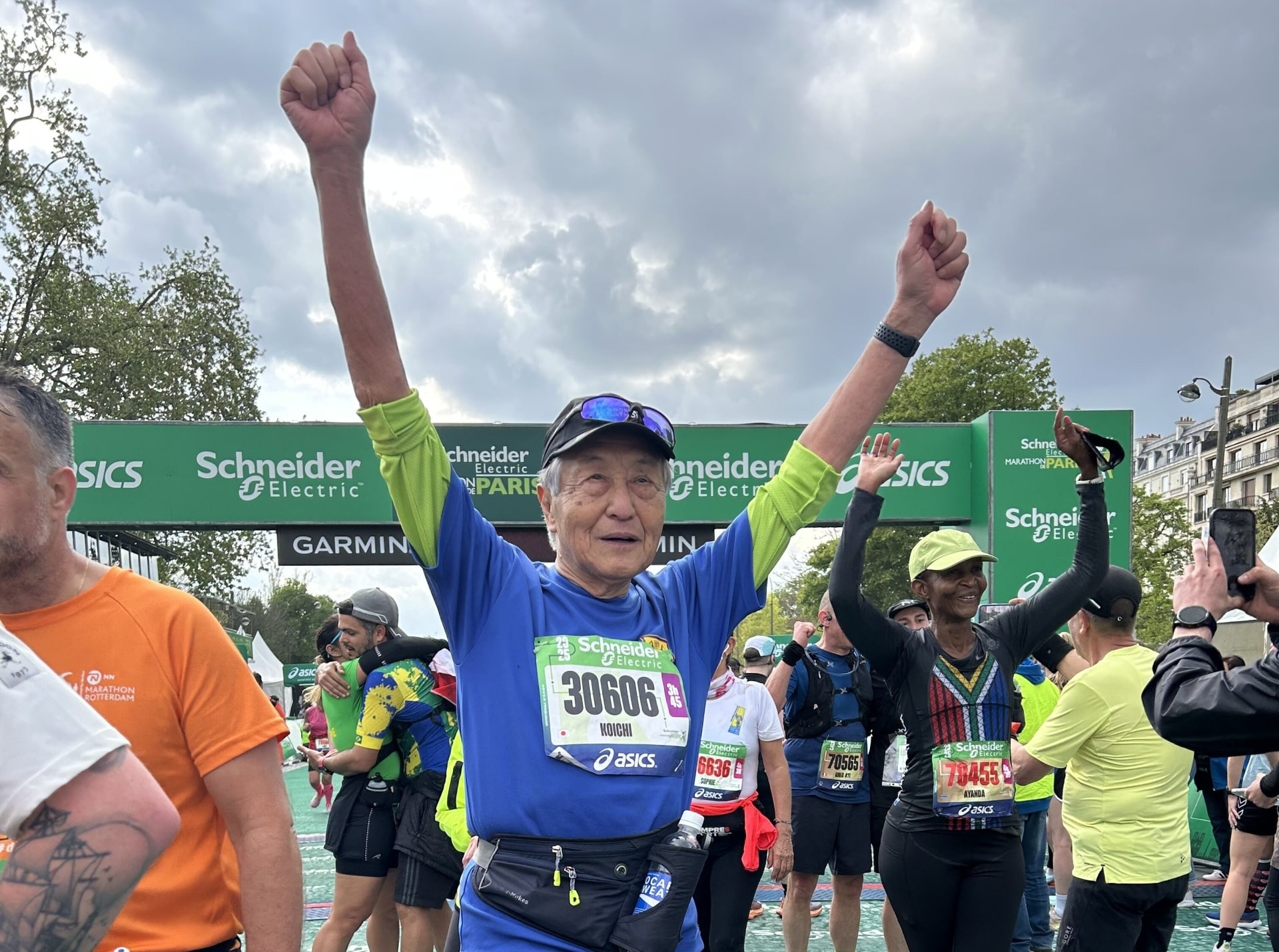 92 ans :C’est l’âge de Koichi Kitabatake, qui prendra le départ de son septième Marathon de Paris ce dimanche 12 avril 2026. Un doyen heureux. 