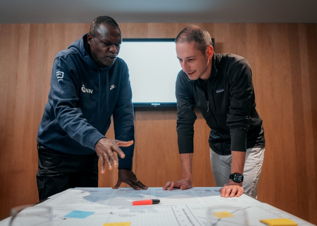 Kotcha, l'appli de coaching running fondée avec Eliud Kipchoge, accueille maintenant Kilian Jornet. Philosophies d'entraînements des deux légendes, plans évolutifs pour la route et le trail.