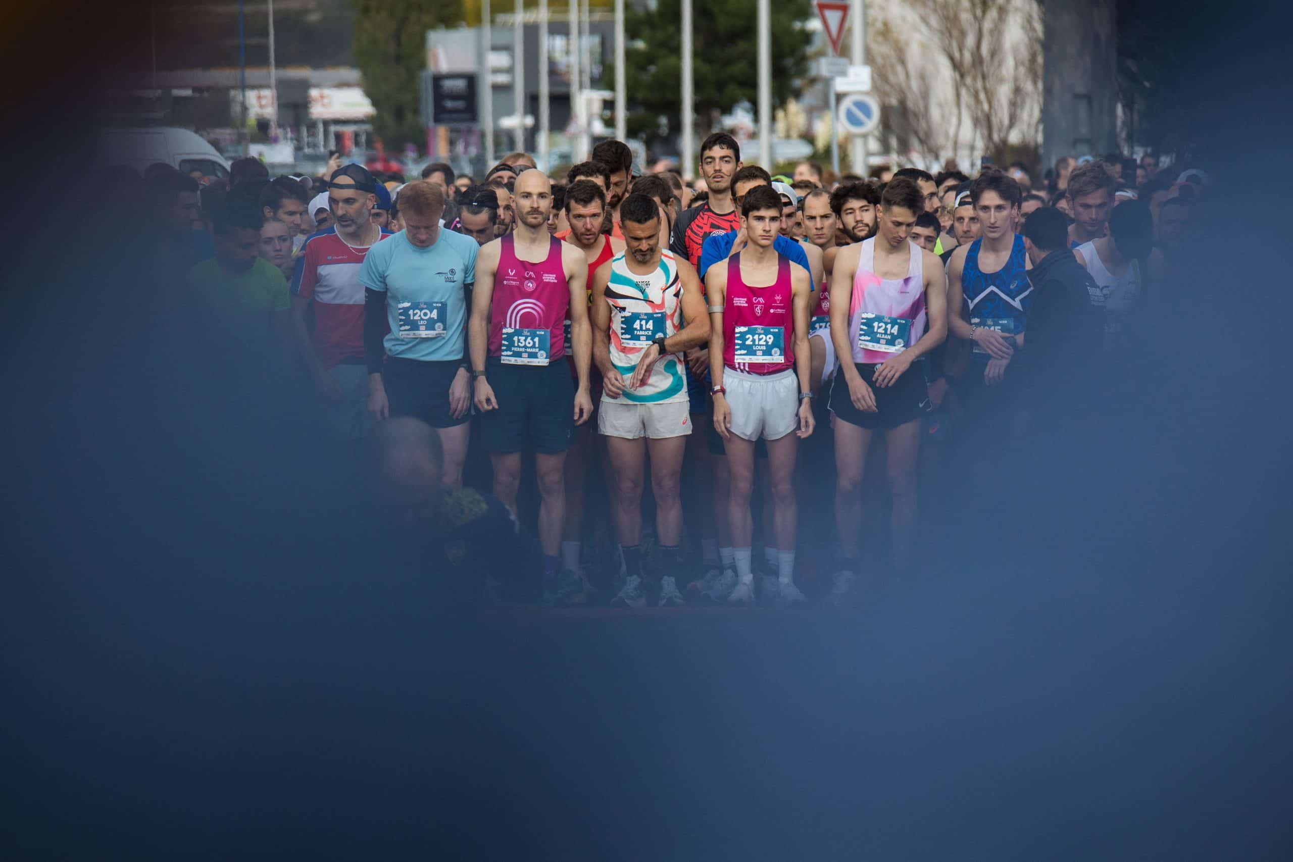 Pour sa 9e édition, le 2 novembre dernier, la Courstache à Aubière, à deux pas de Clermont-Ferrand (Puy-de-Dôme) a rassemblé près de 6500 participants. 10 km, 5 km et 5 km loisirs ont fait le bonheur des coureurs, qu’ils soient élite ou débutants. Un record d’affluence pour cet événement solidaire et caritatif contre les cancers masculins.
