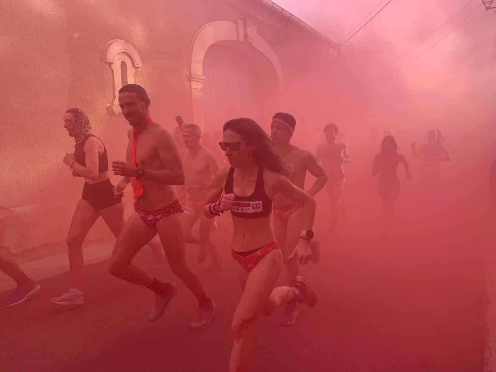 La Slip Race de Nébian attire un millier de passionnés sur des formats de 8 à 100 km, mais surtout autour d’une épreuve originale… et légère.