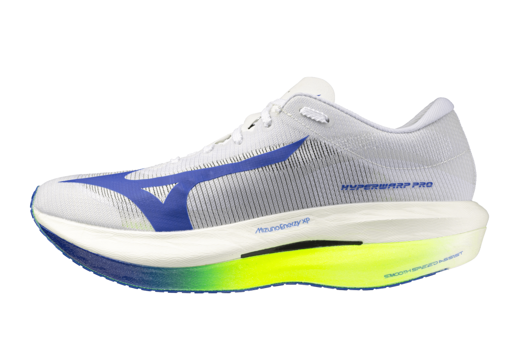 Mizuno dévoile la nouvelle gamme Hyperwarp avec trois chaussures à plaque carbone : Pure, Elite et Pro. Une refonte complète de sa gamme compétition, plus lisible et plus accessible, mêlant mousse Enerzy XP, innovation japonaise et performance pour tous les profils de coureurs.