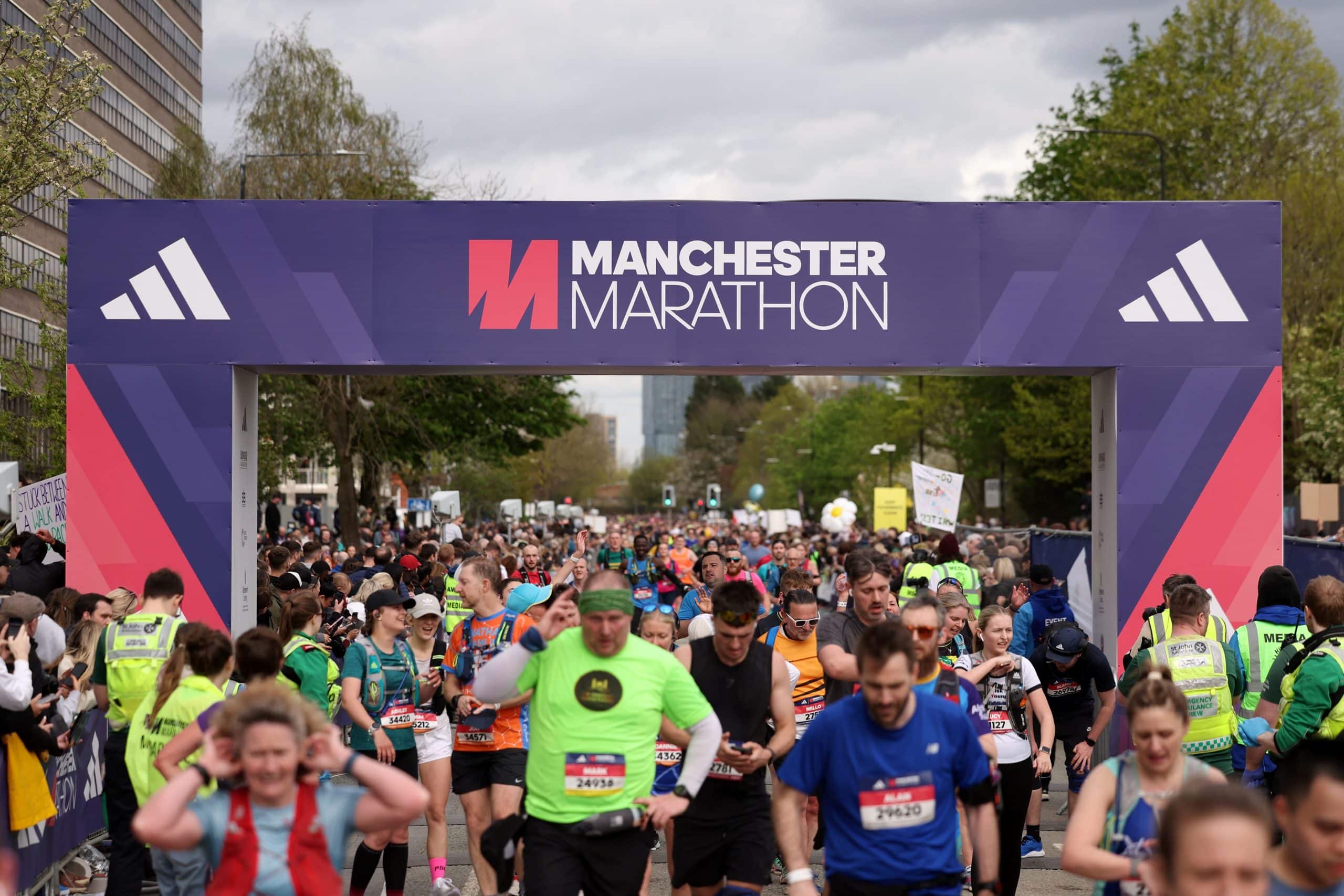 Comment s’inscrire au Marathon de Manchester 2026 ? Prix, dates, modes d’inscription, remboursement et conseils pour obtenir un dossard sur l’un des marathons les plus rapides du Royaume-Uni.