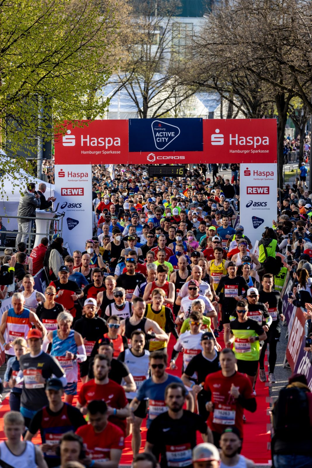 Découvrez comment s’inscrire au marathon de Hambourg : dates d’ouverture, modes d’inscription, prix du dossard, transfert officiel et conseils pratiques pour courir l’un des marathons les plus rapides d’Europe.