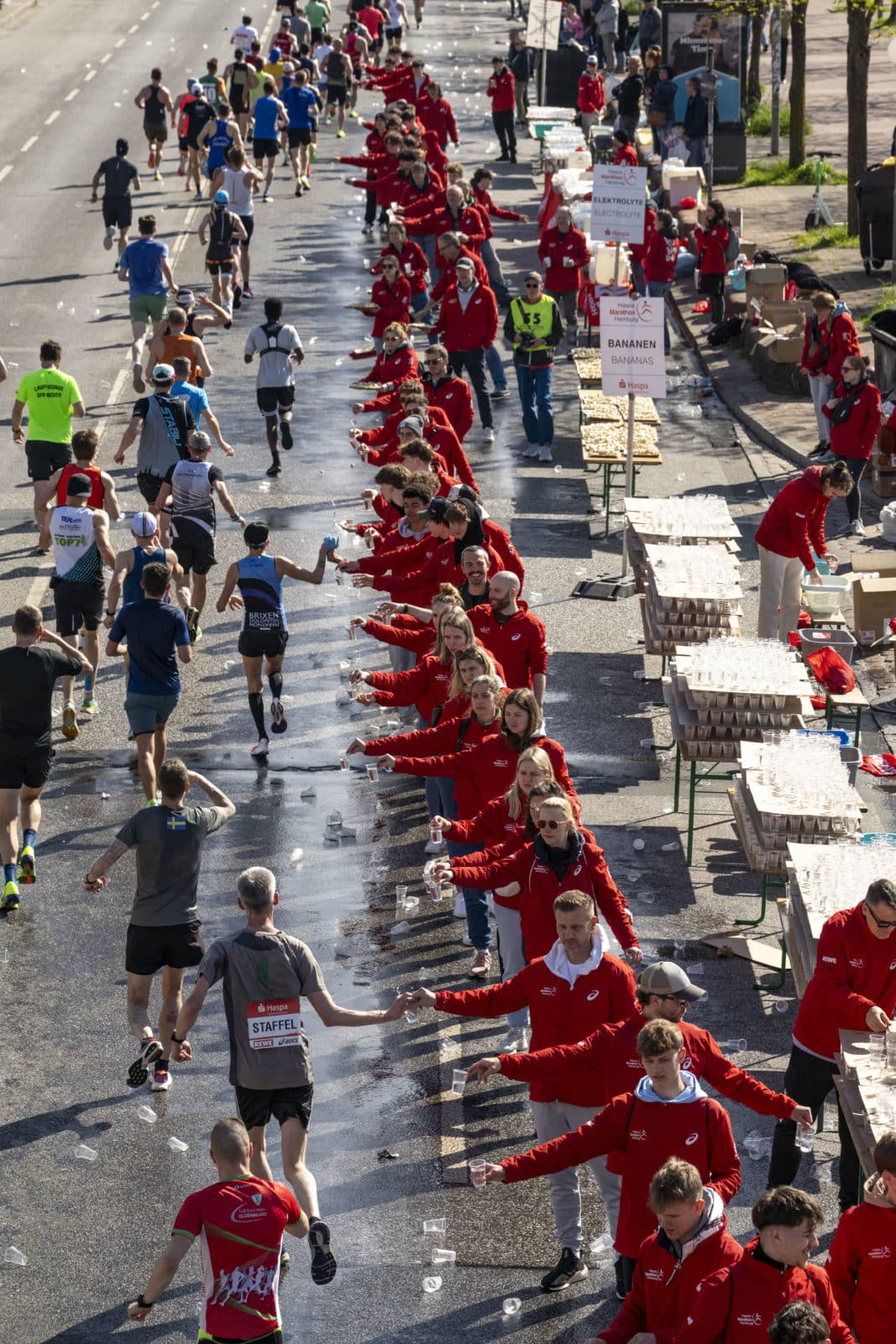 Découvrez comment s’inscrire au marathon de Hambourg : dates d’ouverture, modes d’inscription, prix du dossard, transfert officiel et conseils pratiques pour courir l’un des marathons les plus rapides d’Europe.
