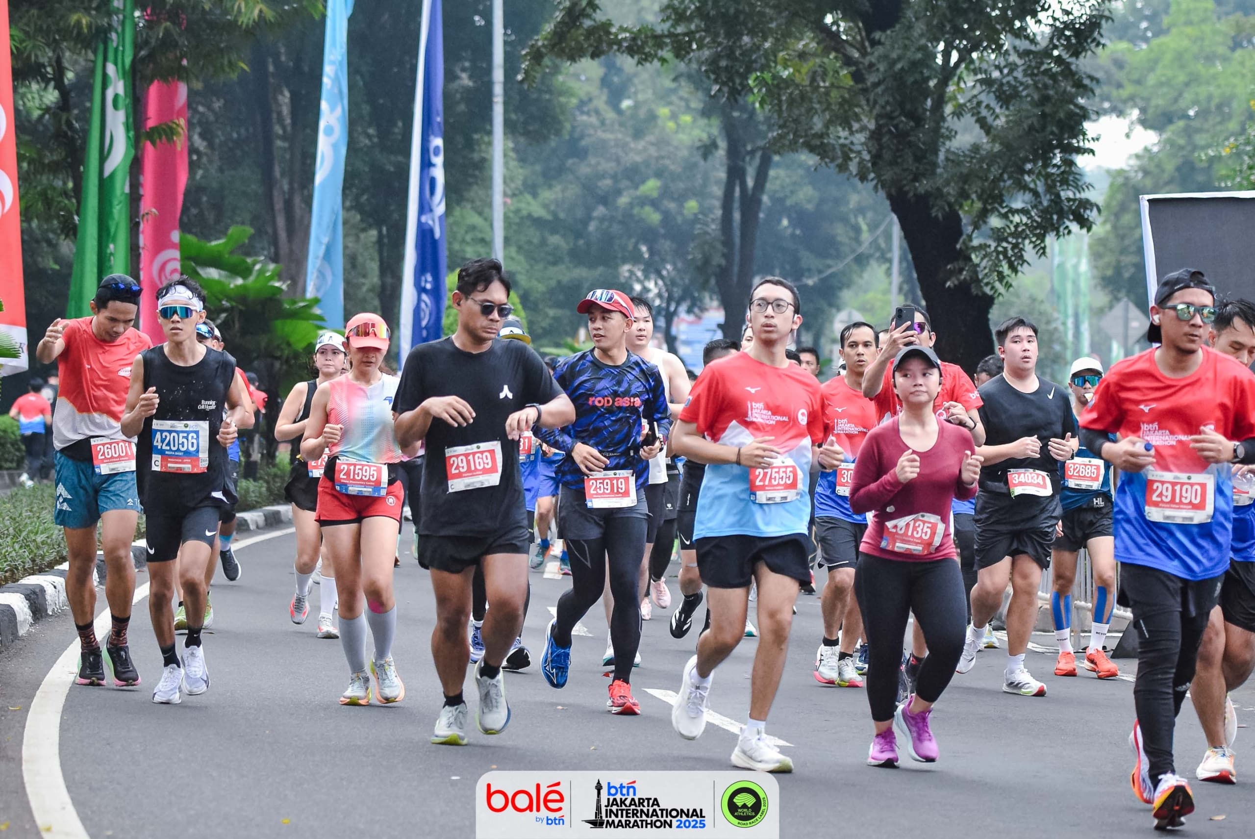 Marathon International de Jakarta 2026 : 45 500 coureurs, une chaleur de plomb et une ville en transe
