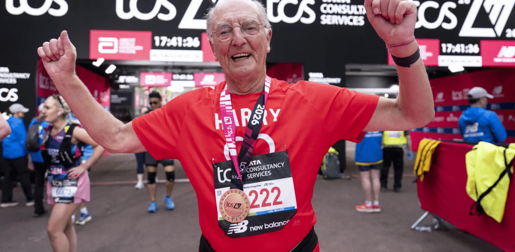 Découvrez les chiffres clés du Marathon de Londres 2026 : 59 830 finishers, deux hommes sous les 2 heures, record du monde féminin et une édition historique pour le running mondial.