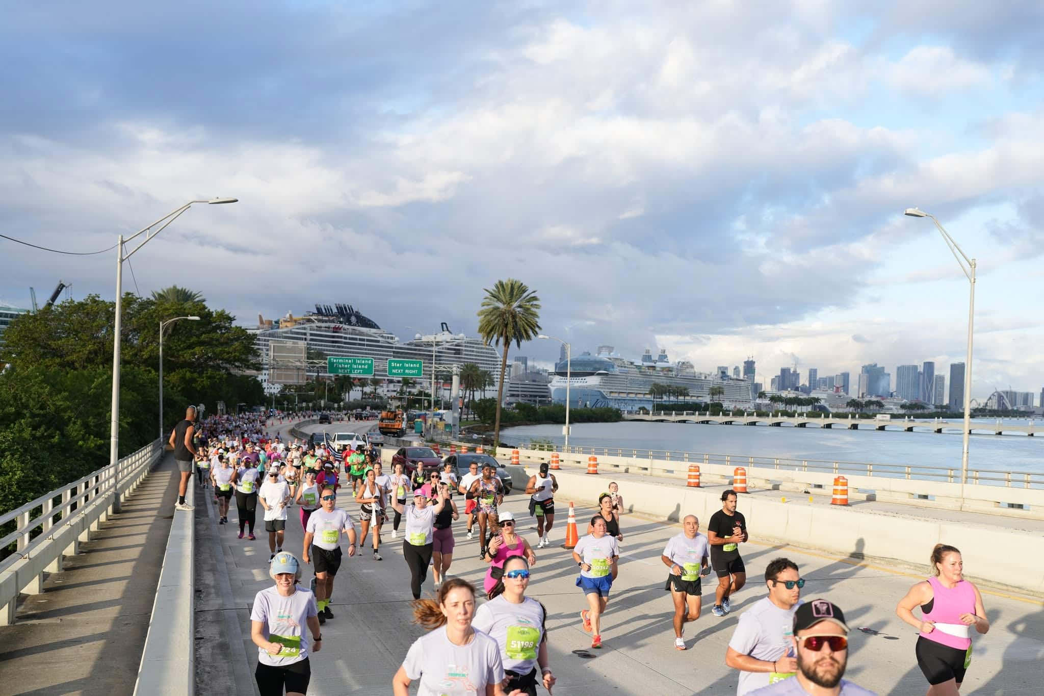 Comment s'inscrire au Marathon de Miami ? Dates, tarifs, conseils pour décrocher votre dossard avant le sold out. Le guide complet du Marathon de Miami.