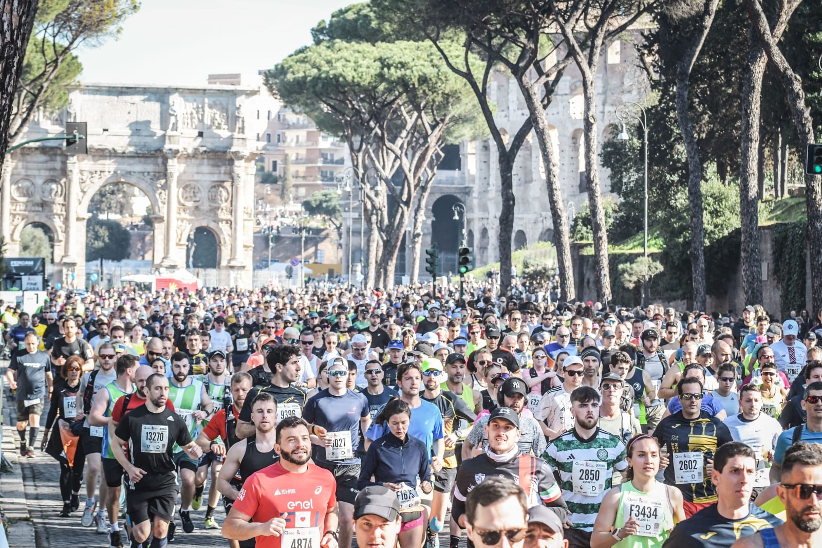 Découvrez si les pavés romains rendent vraiment le Marathon de Rome difficile. On vous dit tout sur le parcours de cette course mythique.
