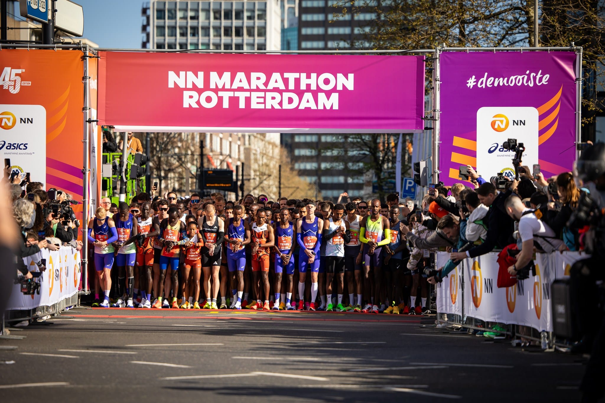 Marathon de Rotterdam 2026 : victoire spectaculaire de Guye Adola en 2h03’54, coup dur pour Bashir Abdi et nouveau record d'épreuve de de Mekides Shimeles. Résultats et analyse complète.