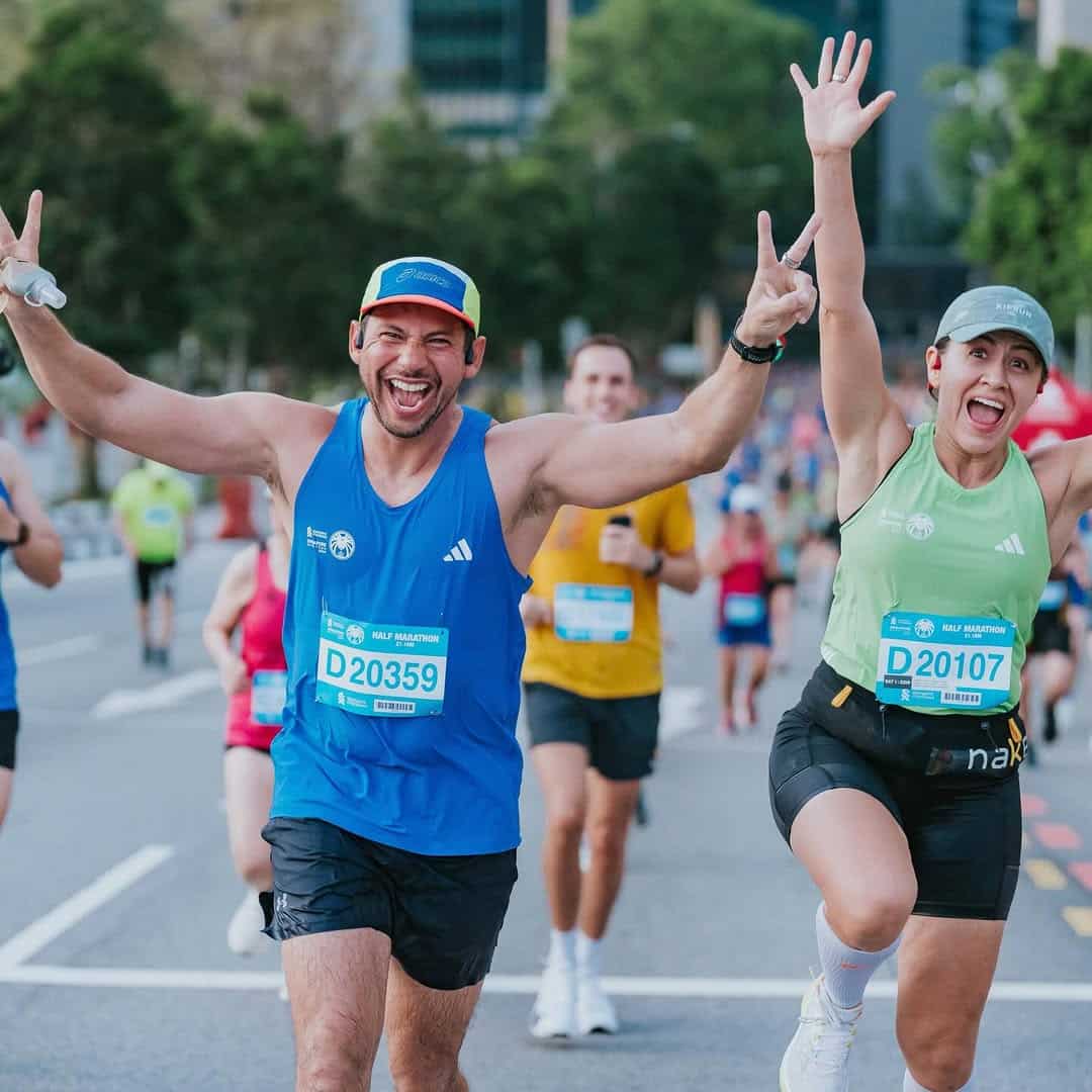 Dossard, étapes d’inscription, règles à connaître, formats de course et conseils pour bien préparer le Standard Chartered Singapore Marathon.