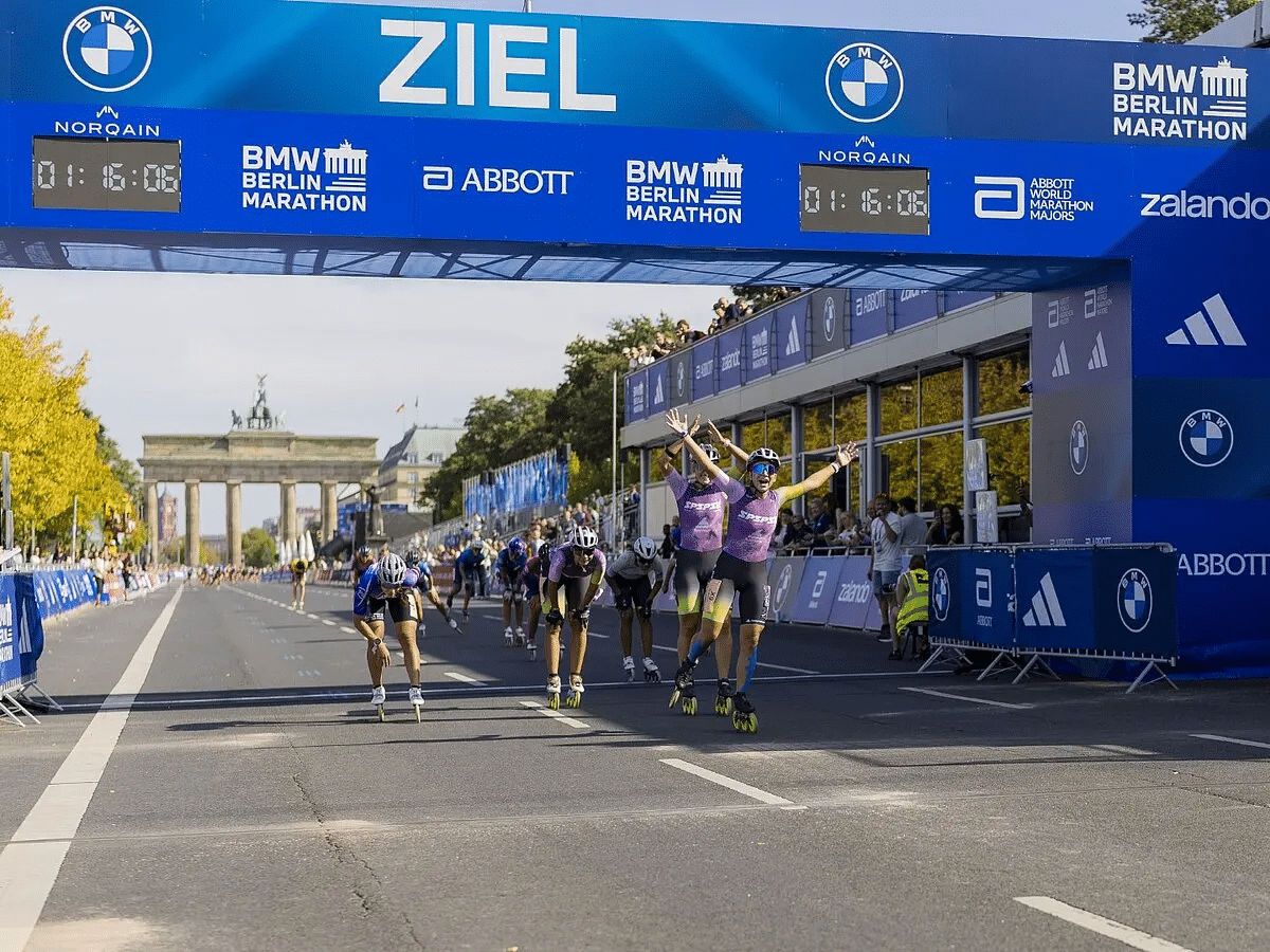 Quelques jours après l’arrivée, les jambes ont retrouvé un peu de fraîcheur. Mais les chiffres, eux, continuent de courir dans toutes les conversations. Le 21 septembre dernier, le Marathon de Berlin a écrit une nouvelle page de son histoire. Une 51e édition marquée par une chaleur inattendue, 27°C au plus fort de la journée, une température qui a mis les organismes à rude épreuve. Pourtant, Berlin reste Berlin : une machine à chronos, un rendez-vous majeur du calendrier running où se croisent l’élite mondiale et des dizaines de milliers de passionnés. Retour en chiffres sur une édition historique.
