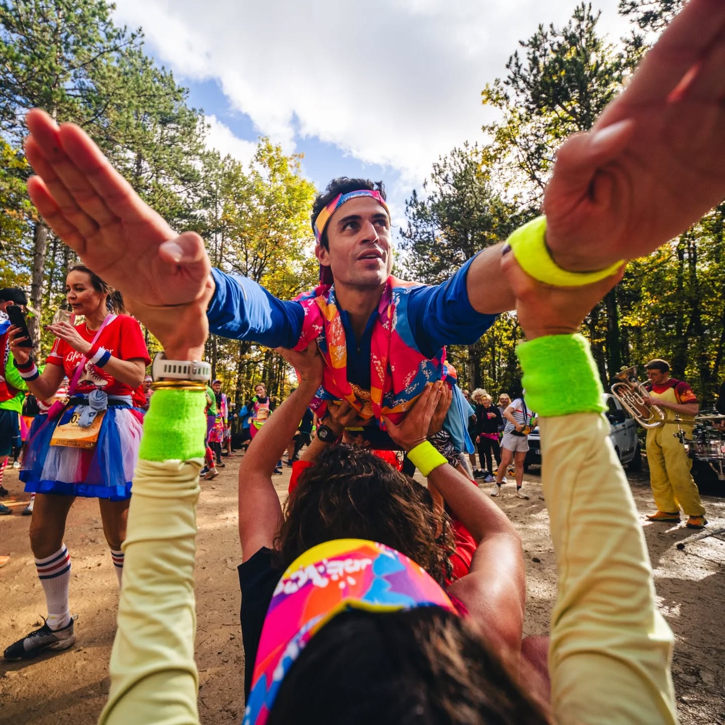 Ce samedi 25 octobre, le Marathon de Chablis, organisé par la structure Idée Alpe, a rassemblé la foule pour sa 6e édition. L’ancienne région de Bourgogne ne manque décidément pas de ressources et mérite qu’on y fasse un tour !