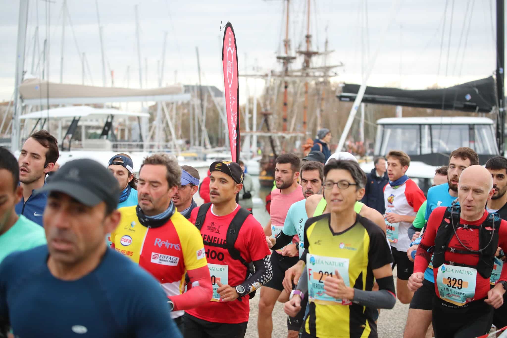 Le 30 novembre prochain la cité maritime va être le théâtre de la 34e édition du Marathon La Rochelle Serge-Vigot. Cet évènement sportif rassemble plus de 16 000 participants toutes épreuves confondues et plus de 25 000 spectateurs. Véritable institution, ce marathon figure dans le top 3 des marathons français.