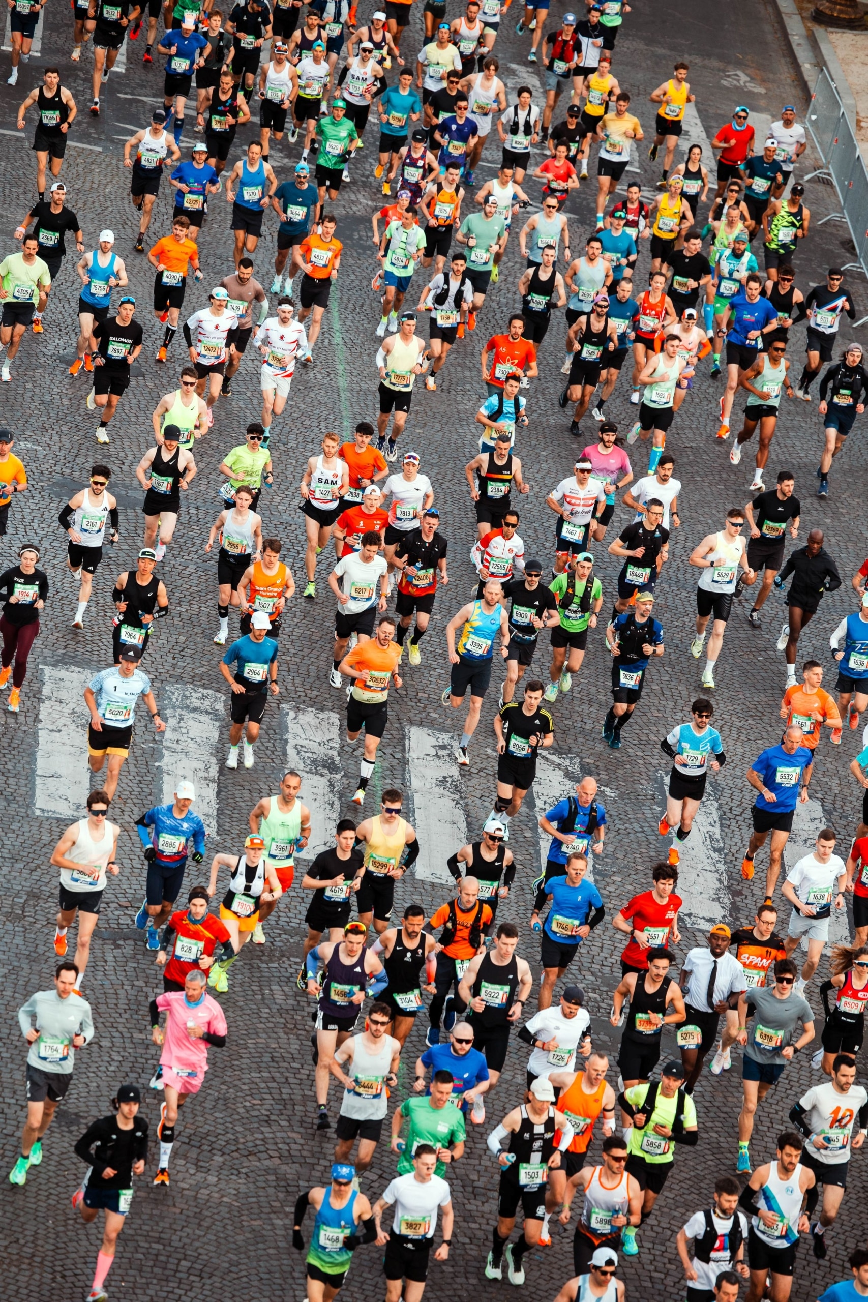 Marathon de Paris 2026 : 57 464 finishers, 49% de primo-marathoniens, record féminin... retrouvez tous les chiffres clés d’une édition spectaculaire au cœur de la capitale.