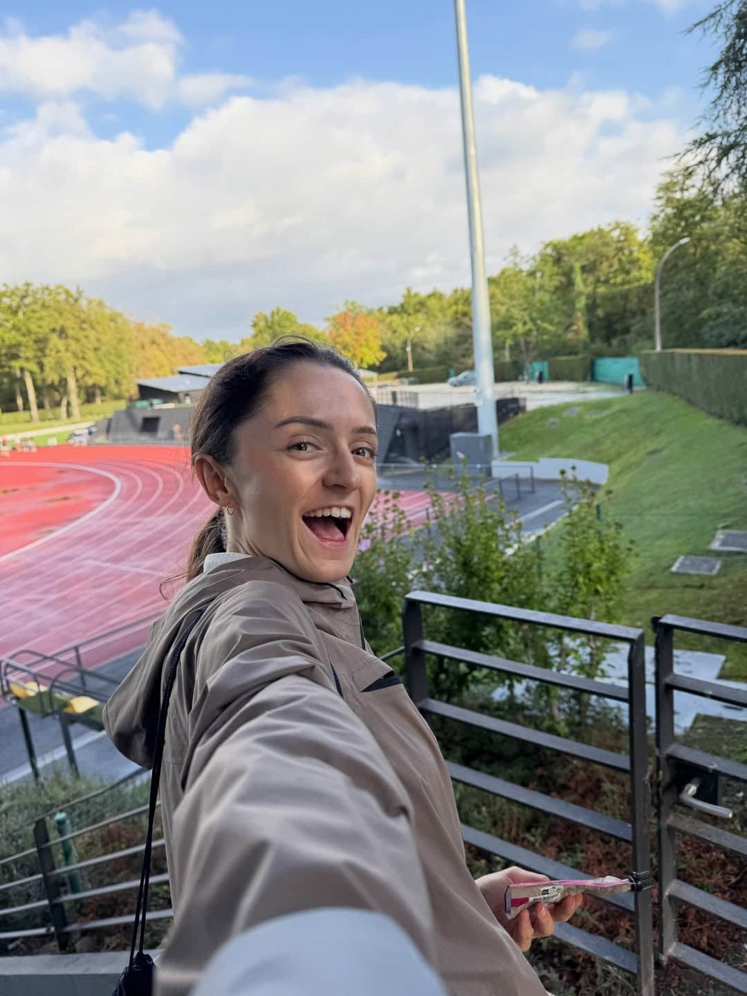 Courir un marathon n’est plus seulement un exploit sportif : c’est devenu un contenu à produire et la course se joue aussi sur Instagram.