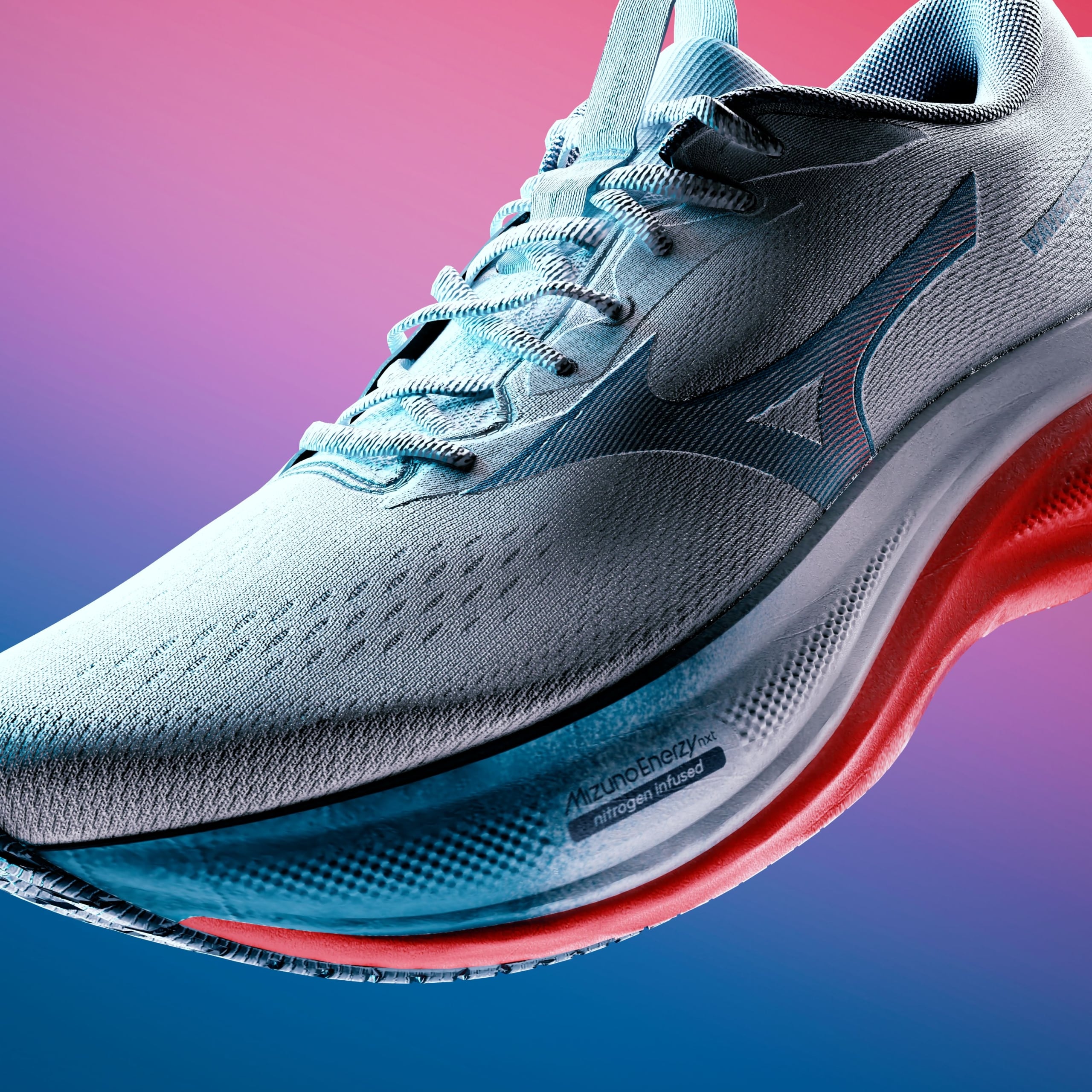 Plus d'amorti, plus de stabilité, plus de fluidité : la Wave Rider 30 embarque une double mousse Enerzy NXT et une plaque Wave sur toute la longueur. La daily trainer Mizuno fait peau neuve dans un design unique.