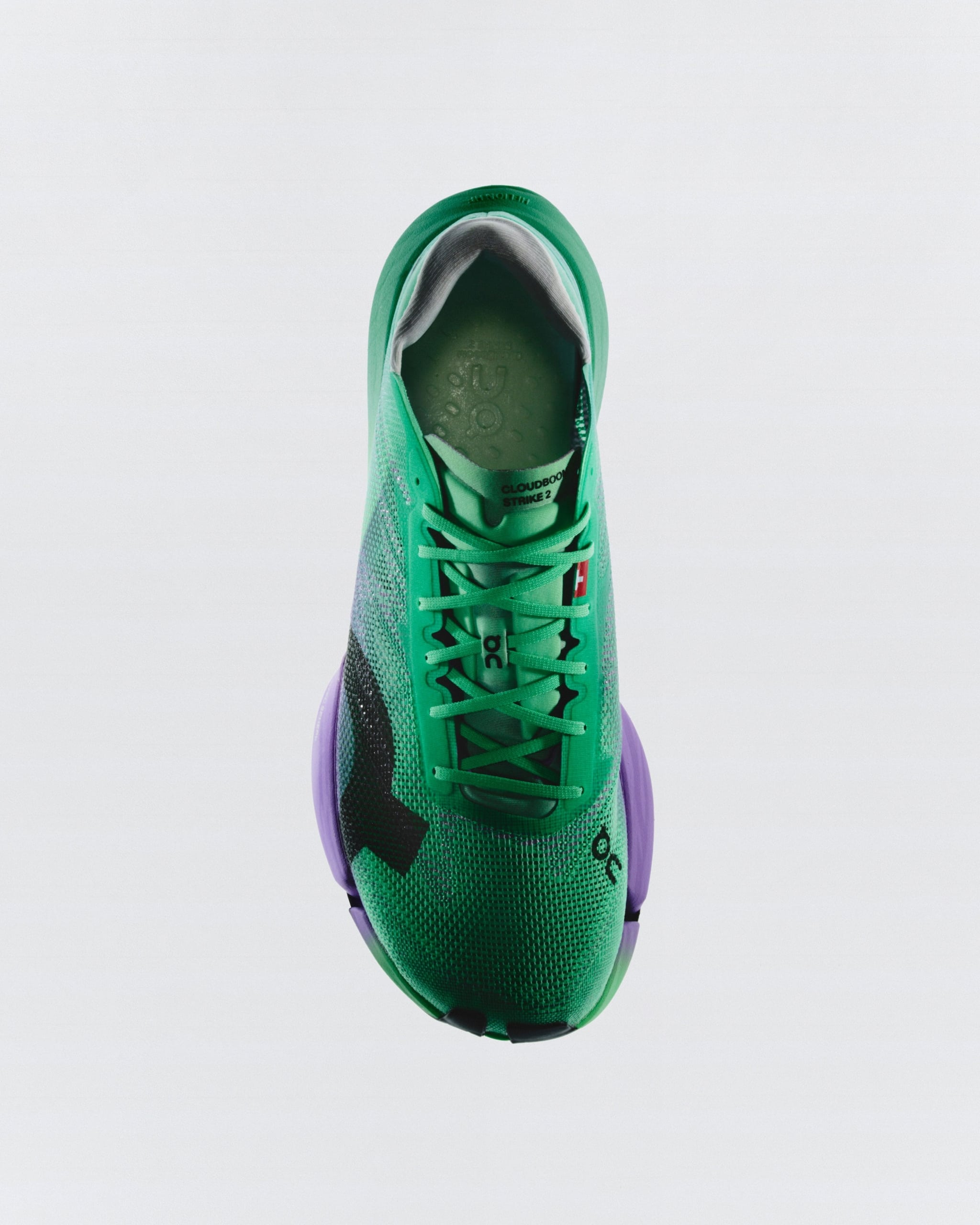 On dévoile la Cloudboom Strike 2, sa nouvelle chaussure de marathon élite, déjà validée par les meilleurs coureurs du monde.