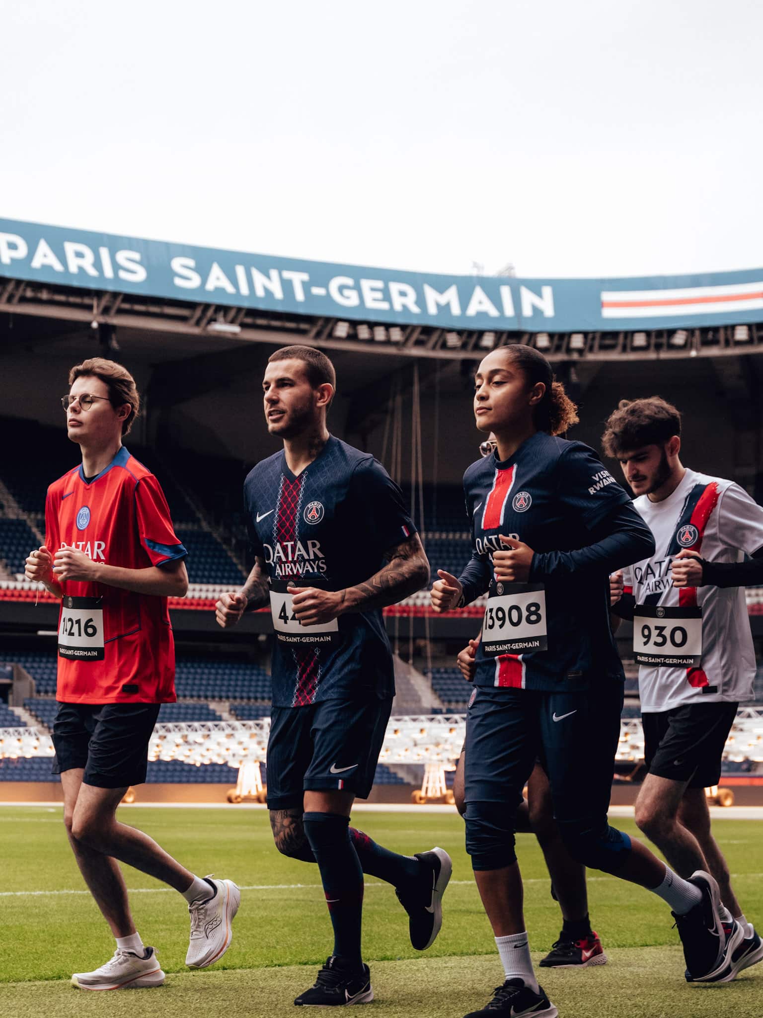 We Run Paris 2026 : le PSG relance son 10 km avec une arrivée au Parc des Princes et dévoile son ambitieux programme PSG Running pour fédérer une communauté mondiale de coureurs.